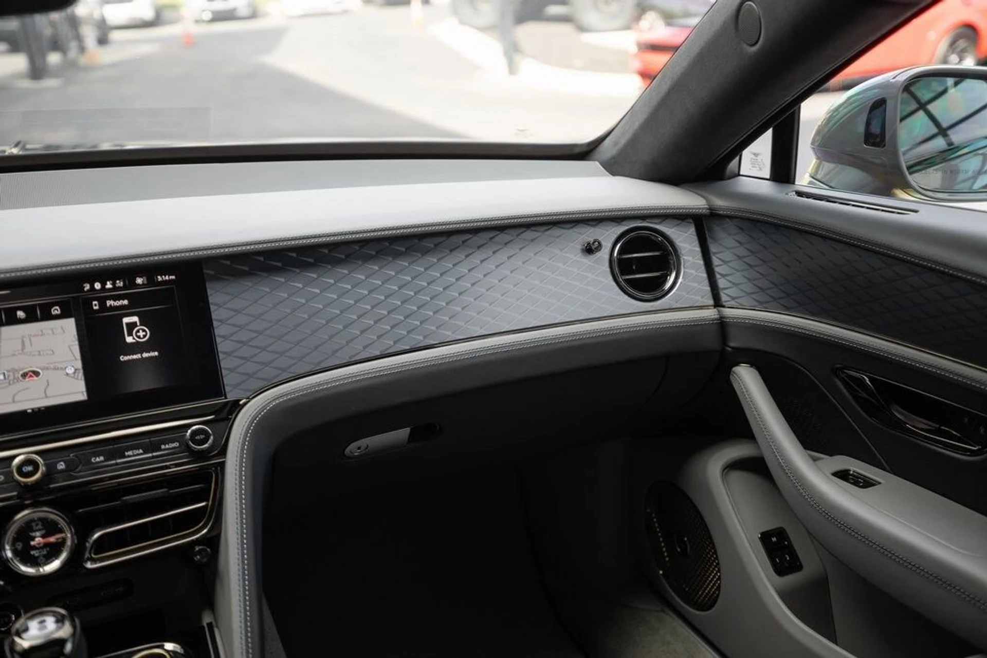 mph043_2100219433_0a0a25ec34c0e14f8f11e2a9832a6752x_5b95bd1b61