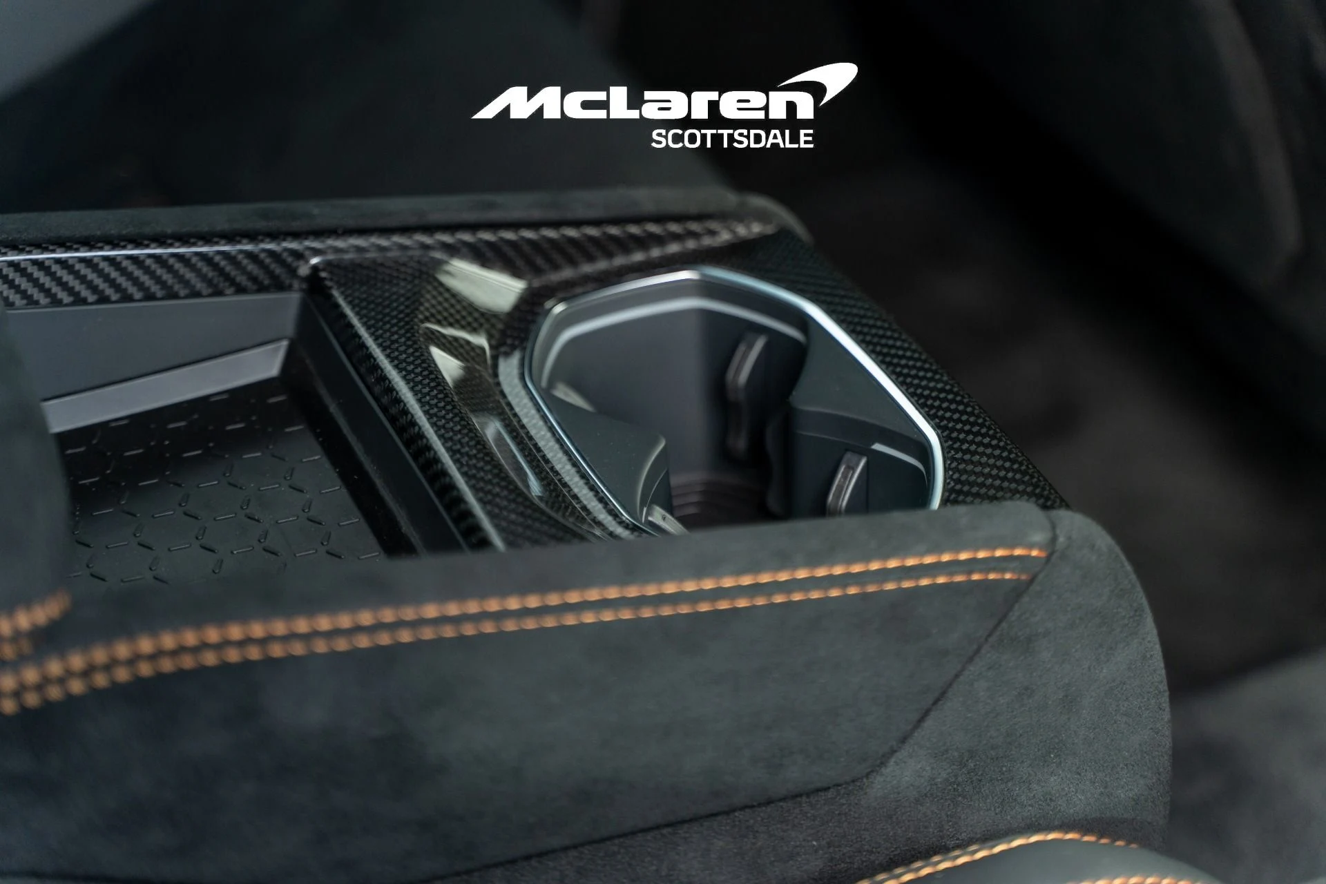 mph043_2107037631_Used_2024_LAMBORGHINI_URUS_Performante_1764564221_6a2ff7f7f5