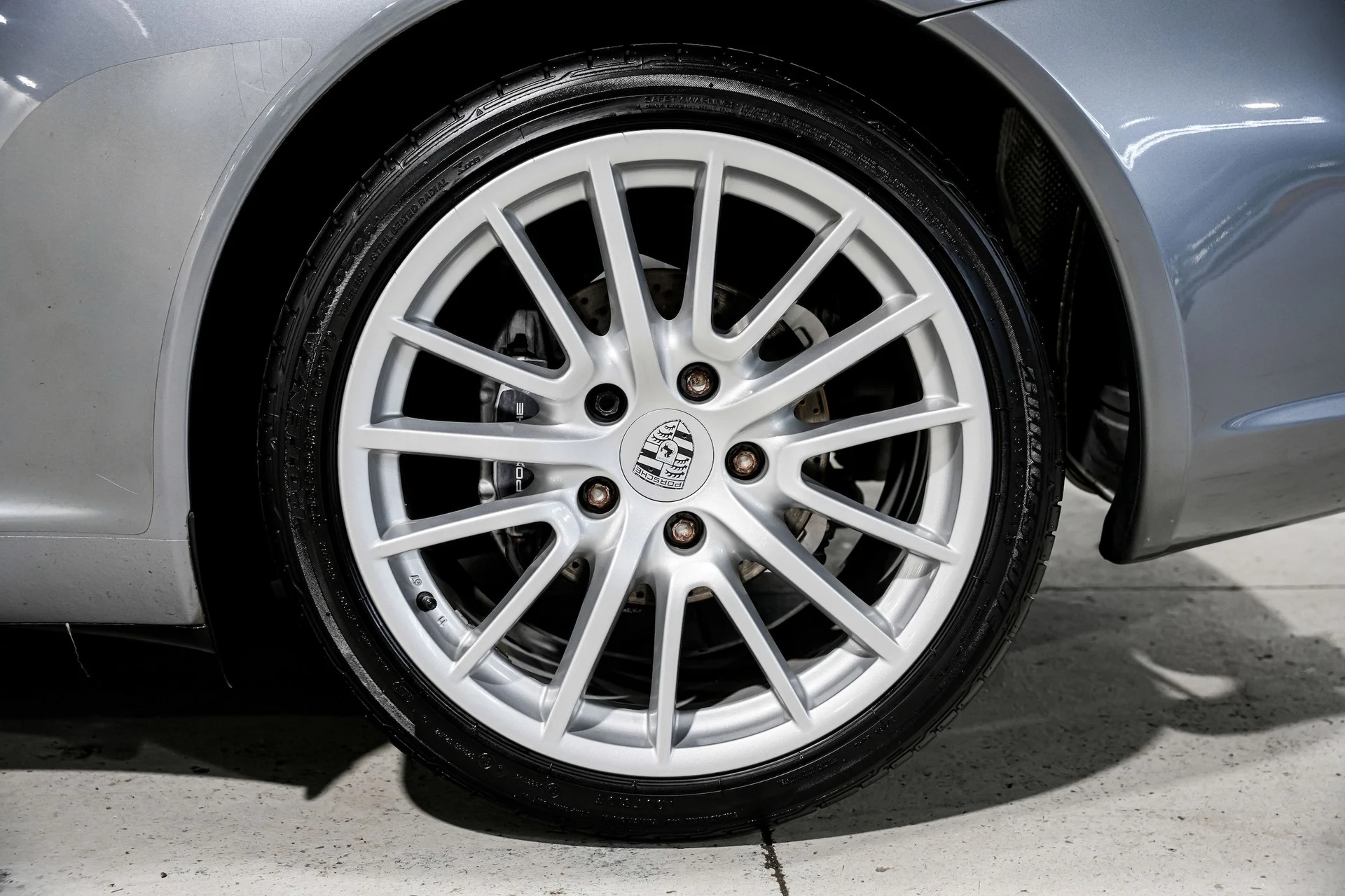 mph043_2115246450_c99d9827db2921470d1c4e720f74d915x_87fcc51cec