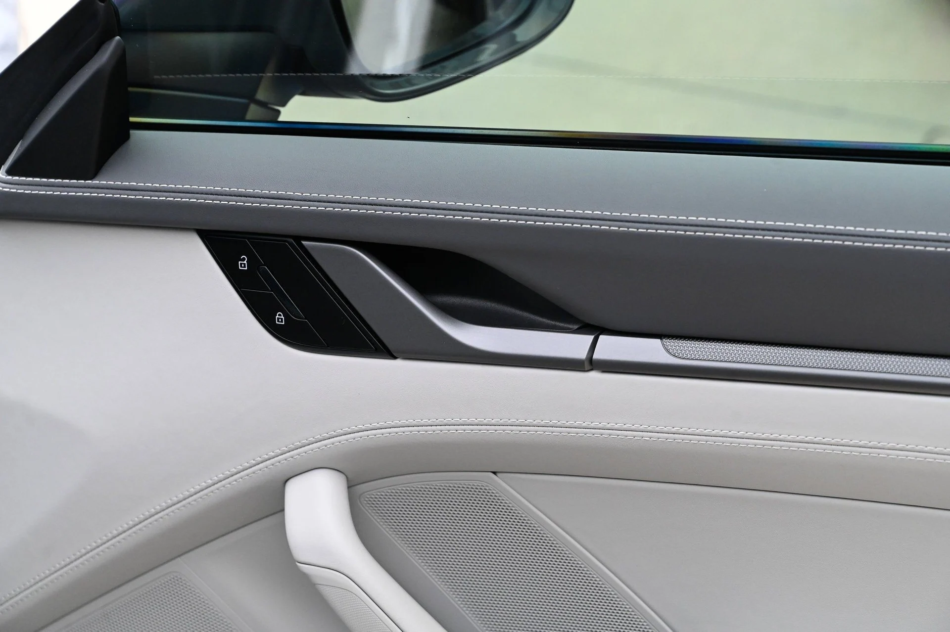 mph043_2122656974_be10efea419c44c493427e224aa9bb49_bfc6a2ec93