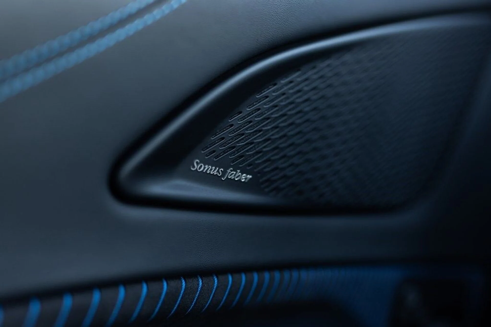 mph043_213787303_28d2eb5d0181b00ec3e627d89353781cx_1a2a31d1c5