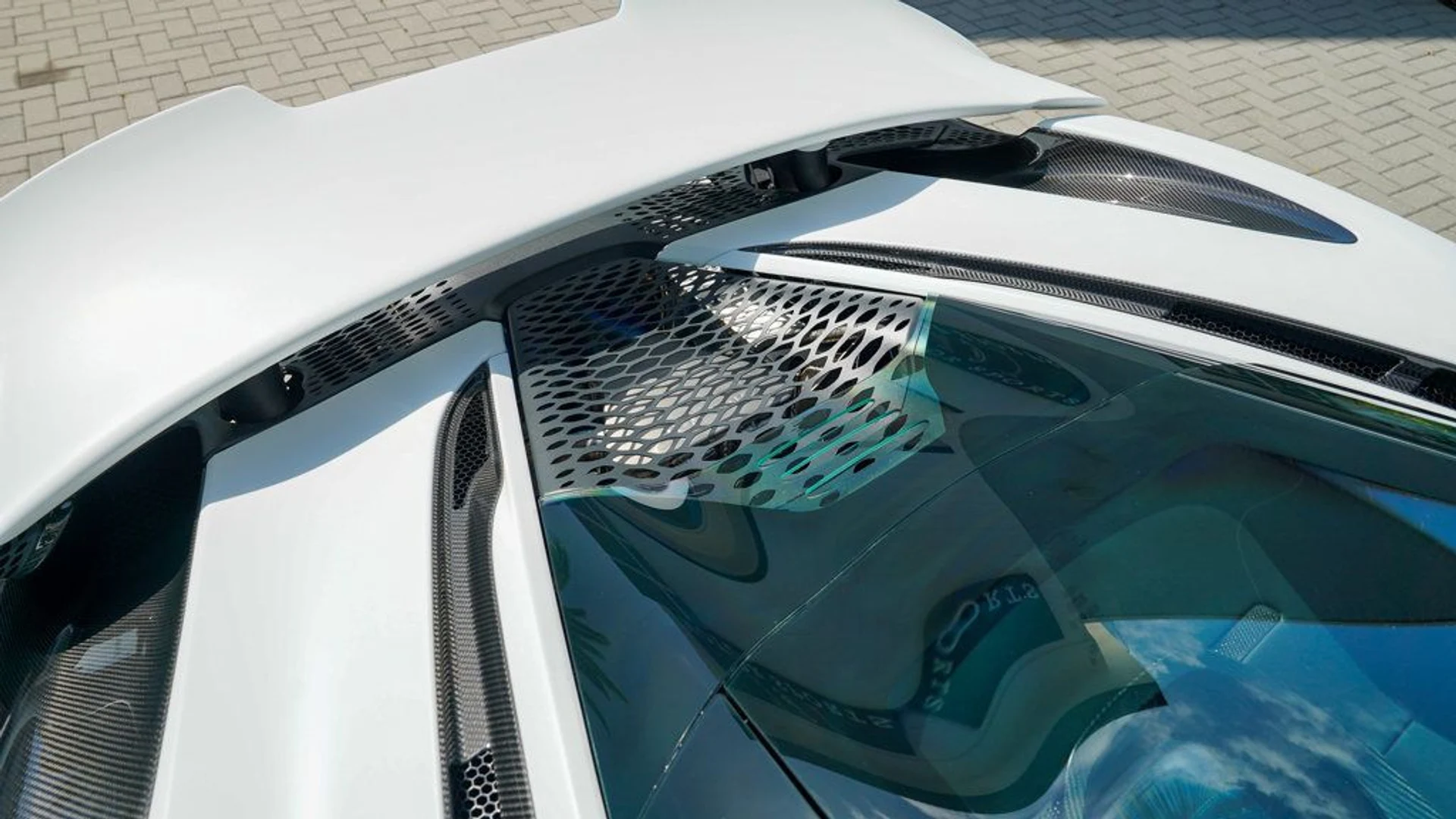 mph043_2170865919_used_2021_mclaren_765lt_coupe_14354_22828181_44_1024_1f81d2ee36