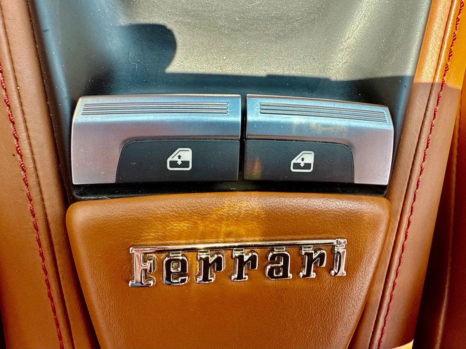 mph043_2181068155_Used_2016_Ferrari_488_GTB_1757699344_cf7922c606