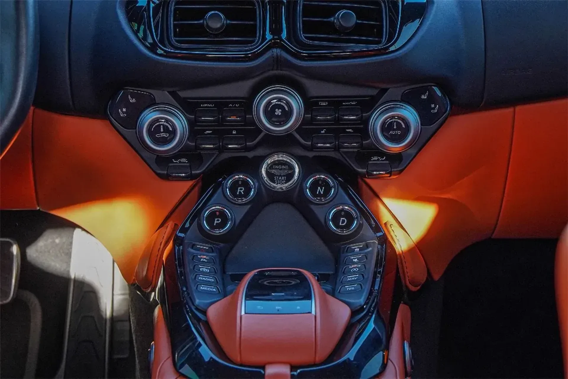 mph043_2184890331_985b7afa56b14c98852b54d88107fb47_a92d53ff1e