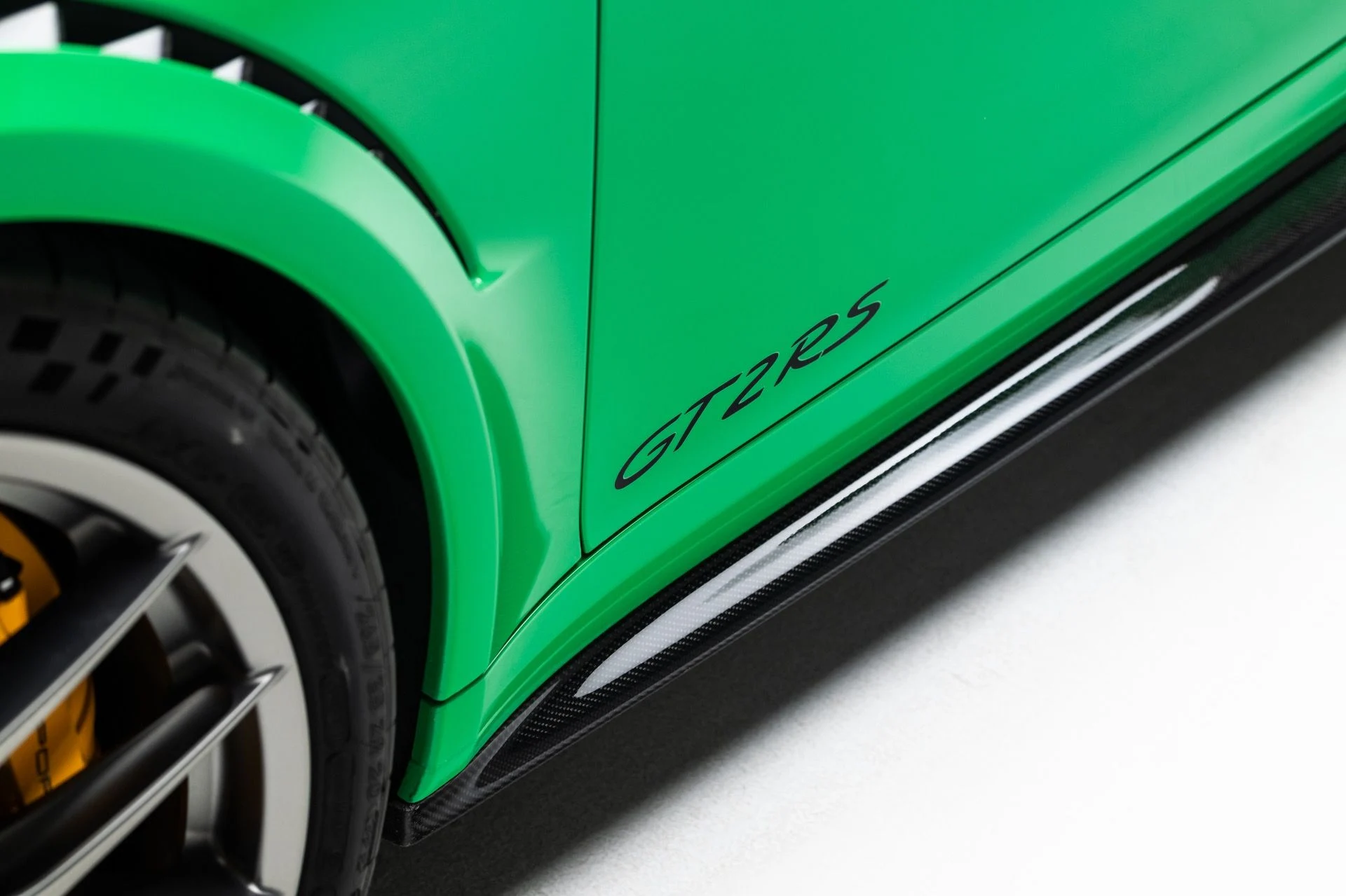 mph043_219133457_12045_p44_l_13822b0706