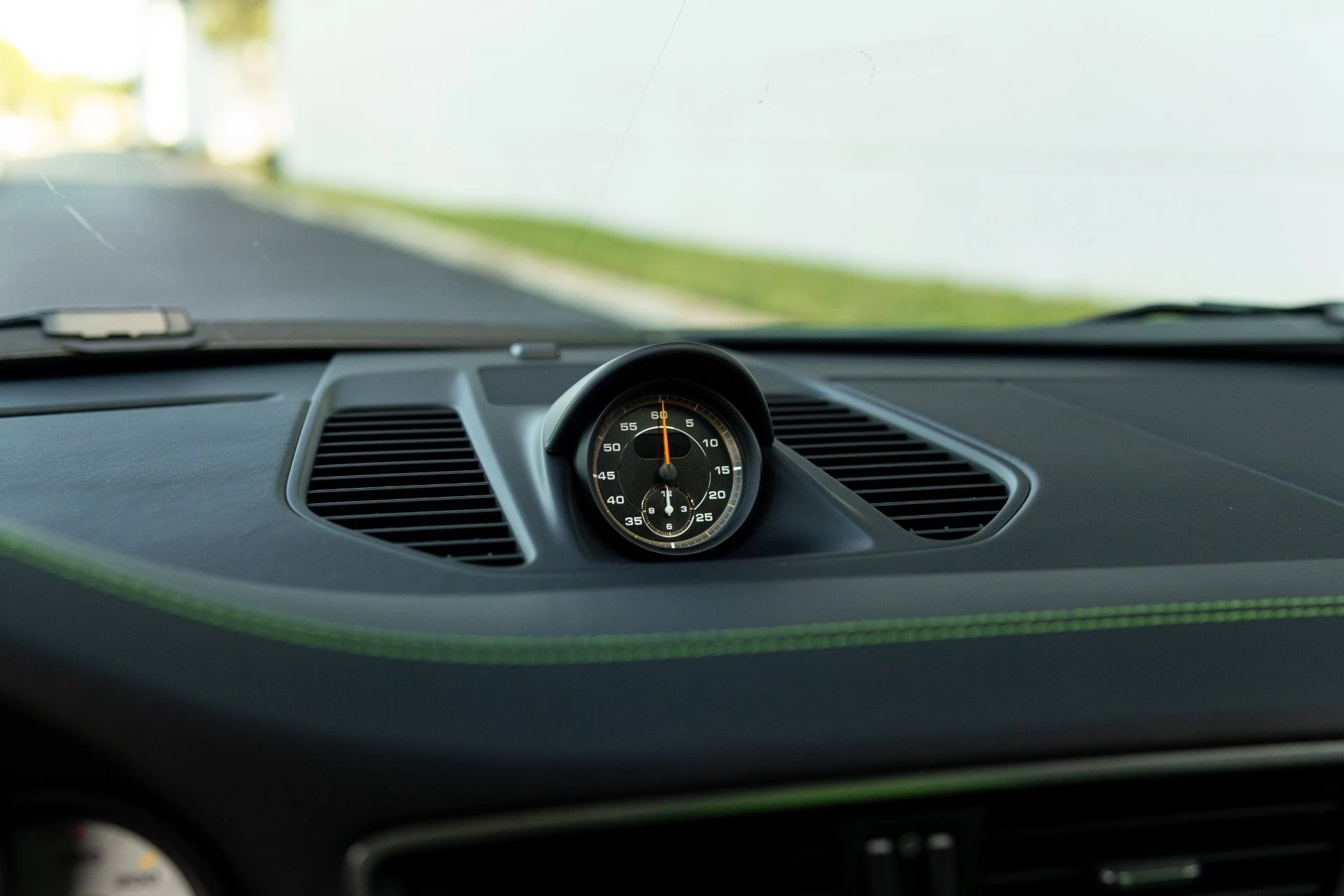 mph043_2192865547_Used_2019_Porsche_911_GT_3_RS_1765832694_ba903c1df2