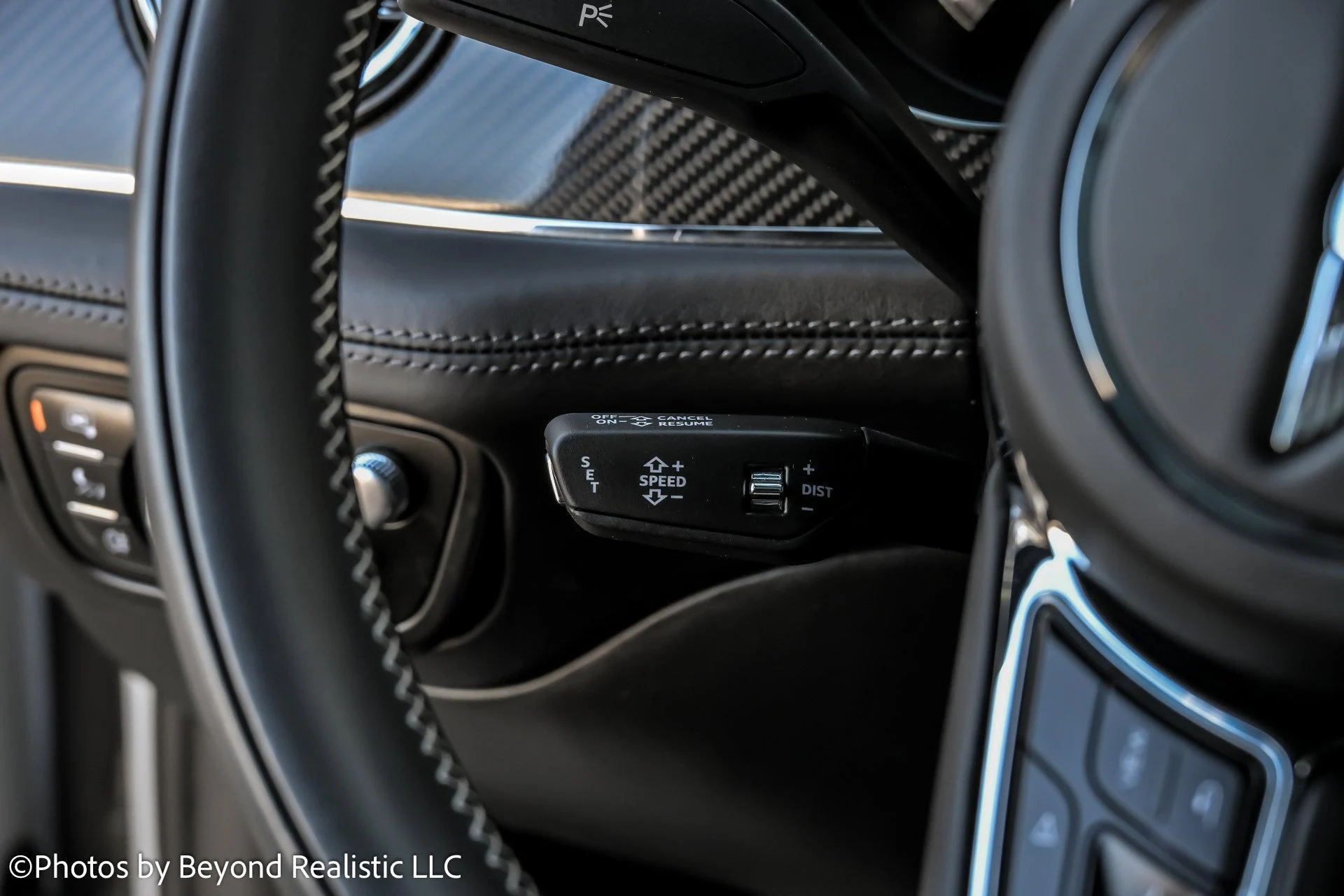 mph043_2194251111_Used_2021_Bentley_Bentayga_V8_First_Edition_1762852468_a724de48ad