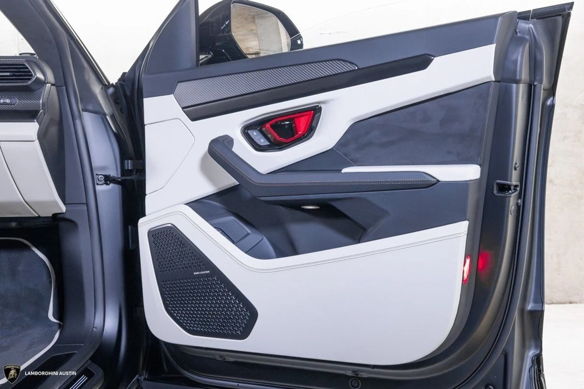 mph043_2201895787_a8b356ae00cc1be7181a836312e64bf1x_da592c5316