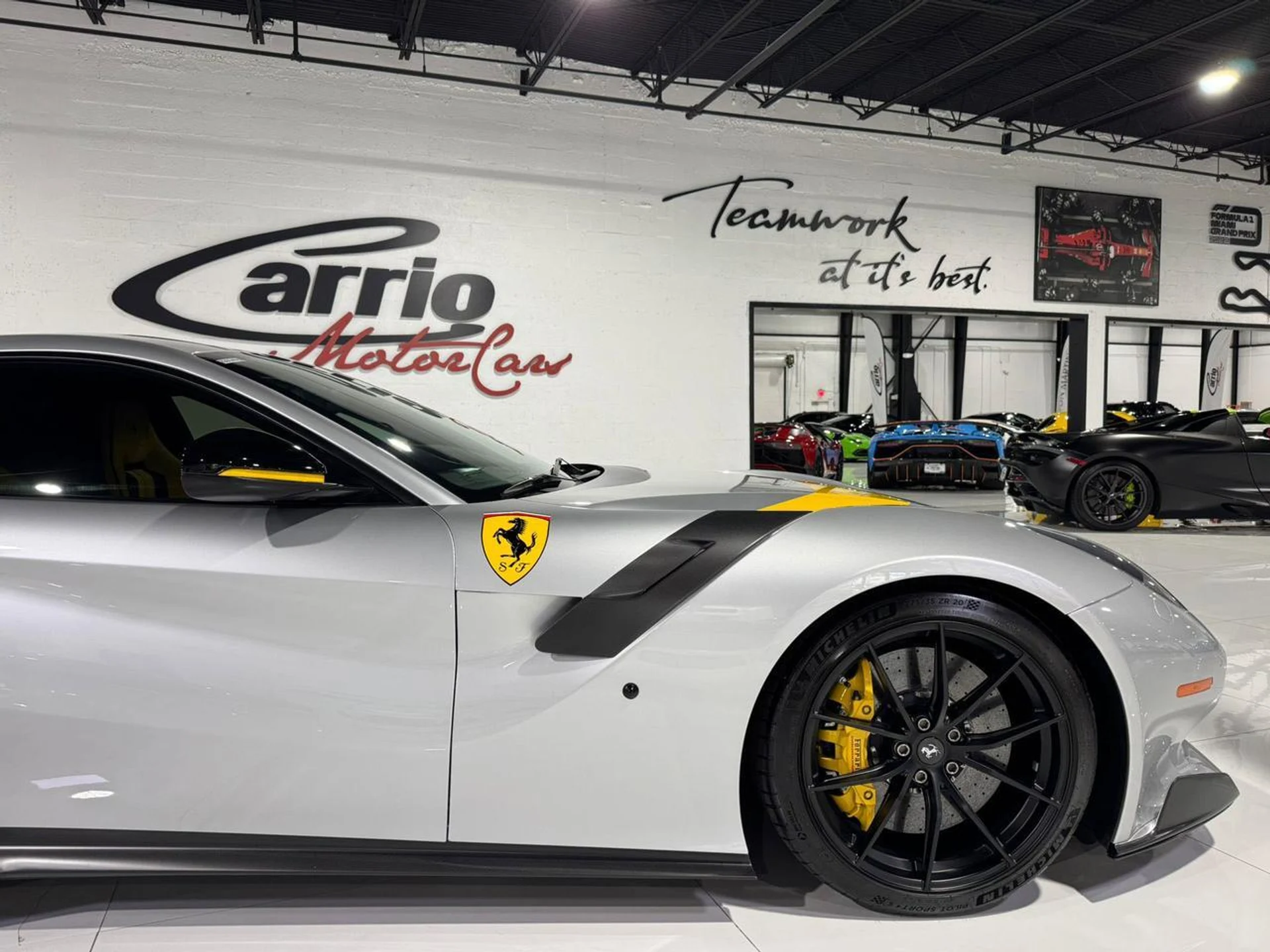 mph043_2203967688_e0bf4ec89bac7a67d2a8f474c8494f69_063a5d8d57