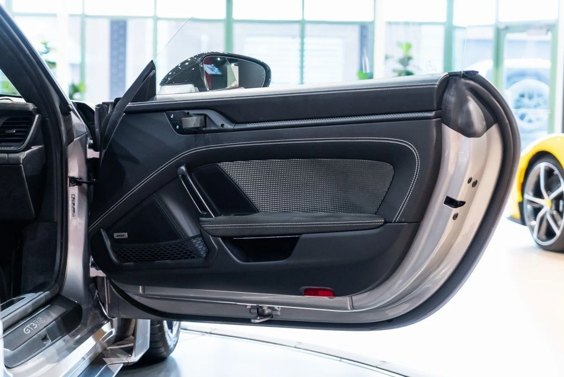 mph043_226577561_d4951b6f20ab9ddc507da48766523244_346e0af43a