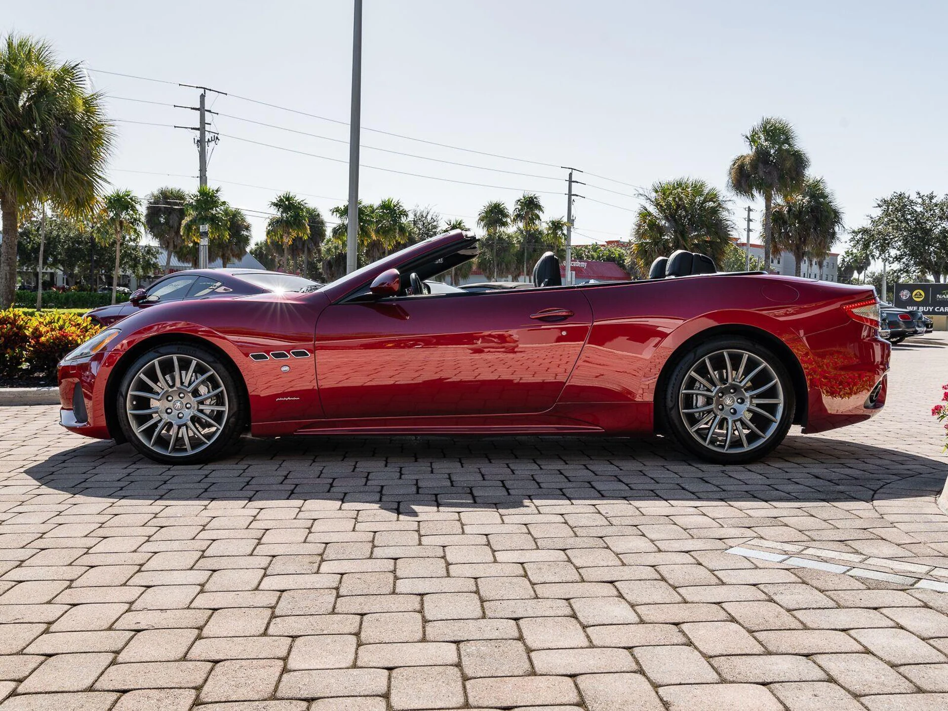 mph043_2266293502_Used_2019_Maserati_Gran_Turismo_Convertible_Sport_1792433389_ff9f97c862