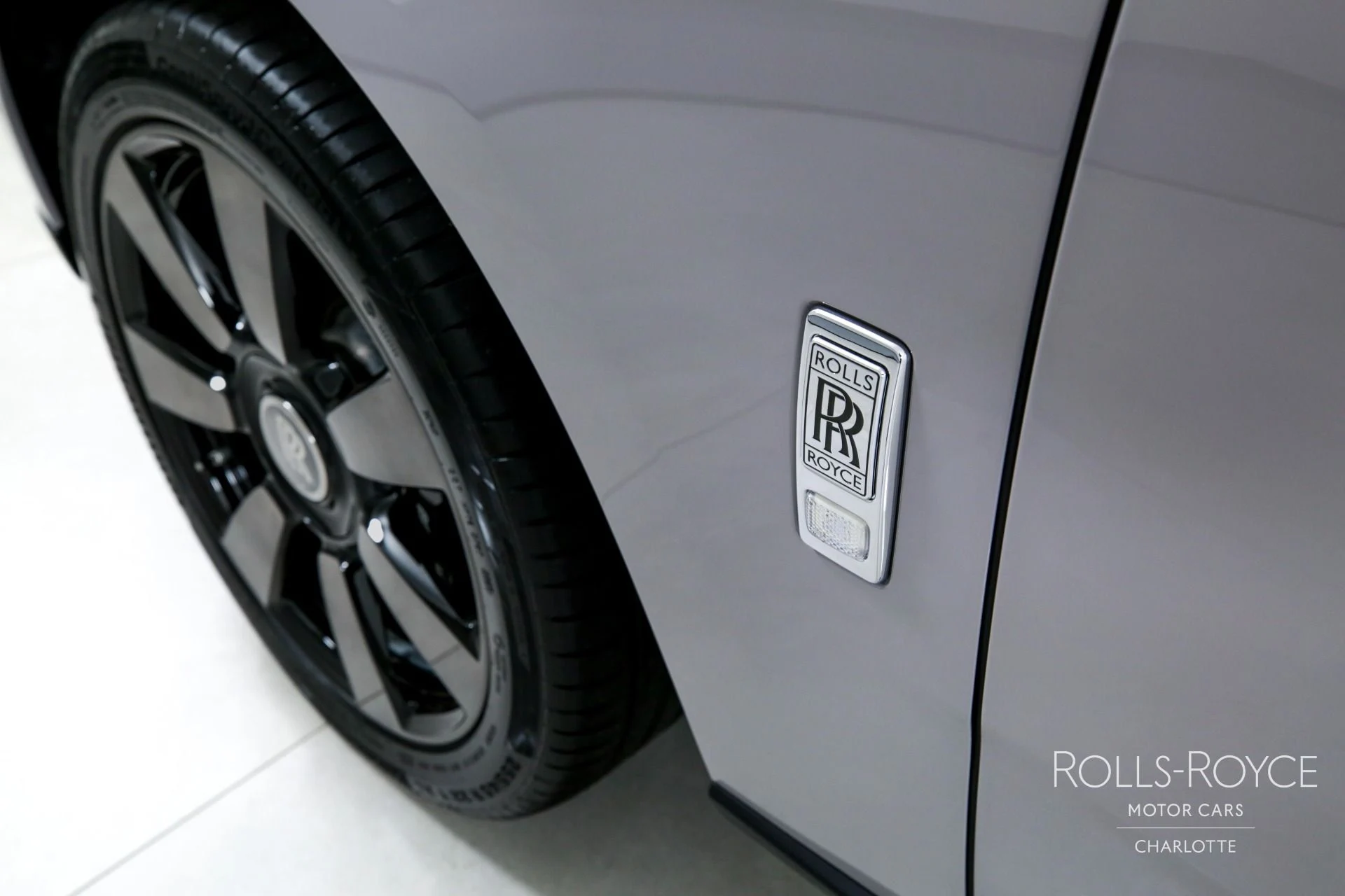 mph043_2273765279_Used_2024_Rolls_Royce_Cullinan_1750950017_167b1f42e1