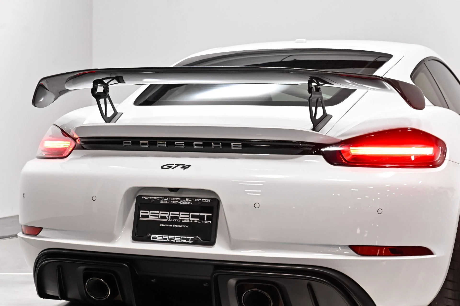 mph043_2275727226_Used_2022_Porsche_718_Cayman_GT_4_1793042591_d133f9213c