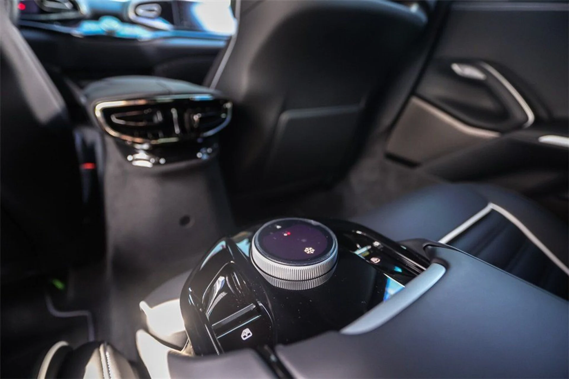 mph043_2284623702_db69181cf5a59ccc3bfcdbce710e45bb_551f4608d9