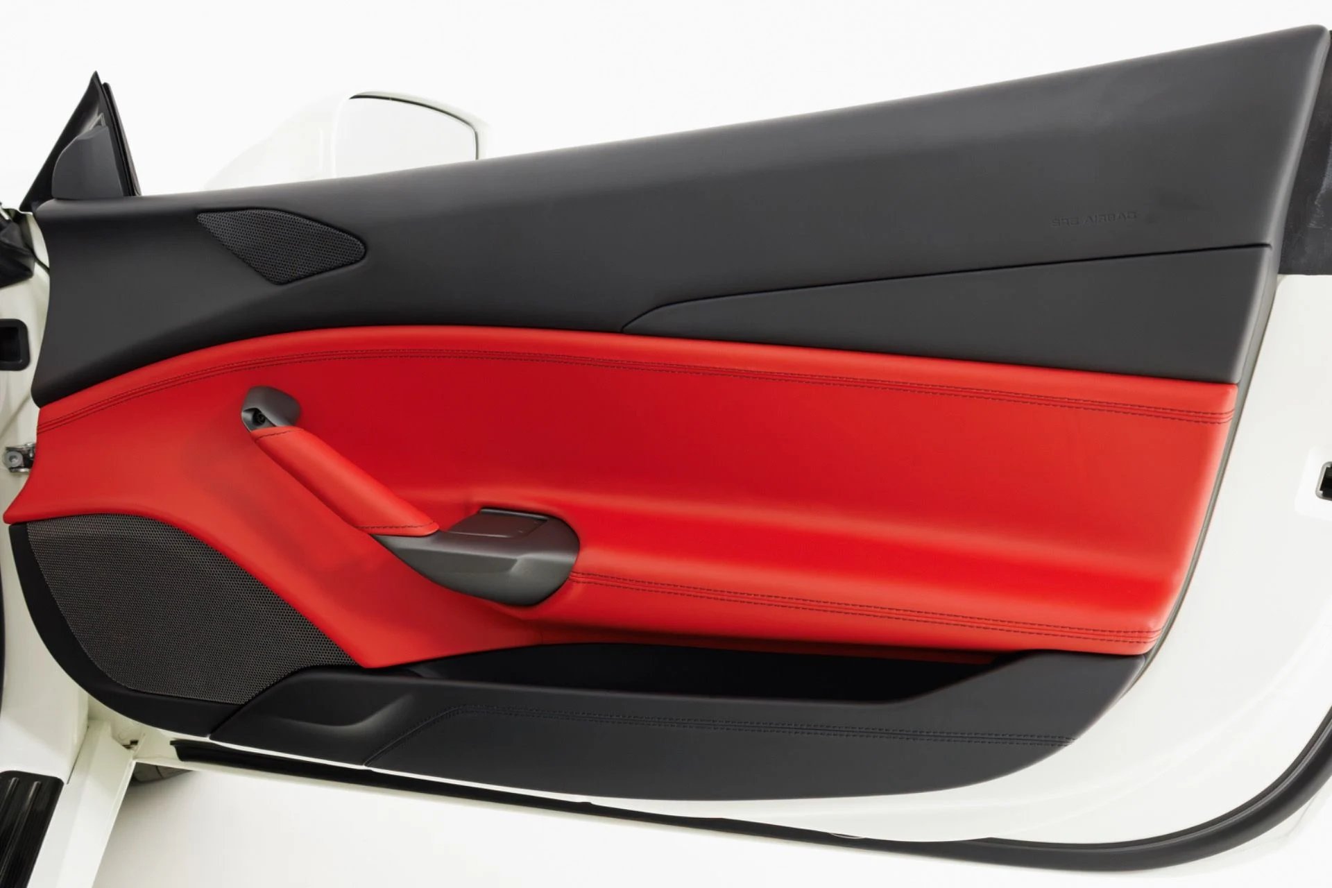mph043_2293859687_Used_2017_Ferrari_488_Spider_1788390362_999ad26e16