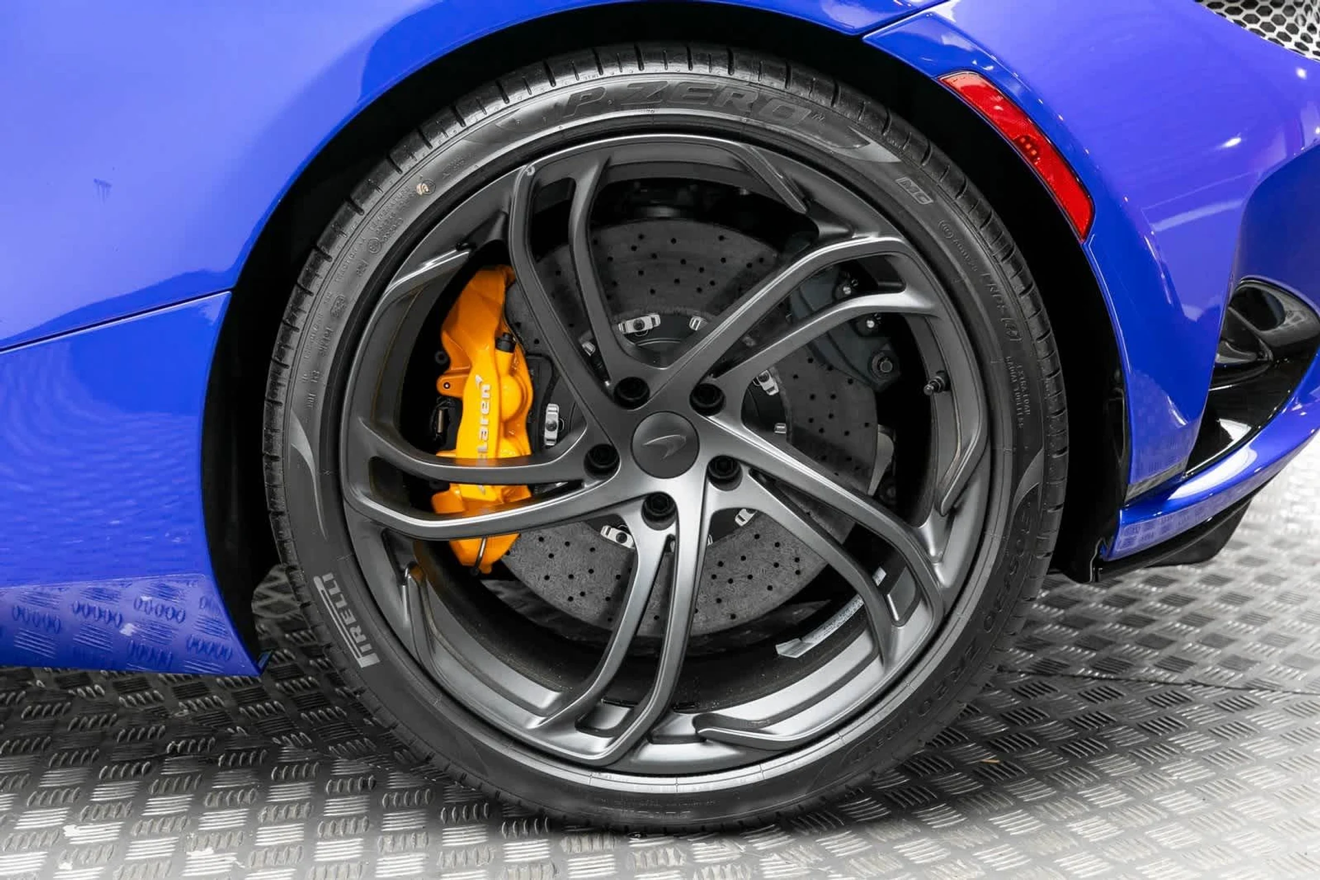 mph043_2296837206_44_df79d38083