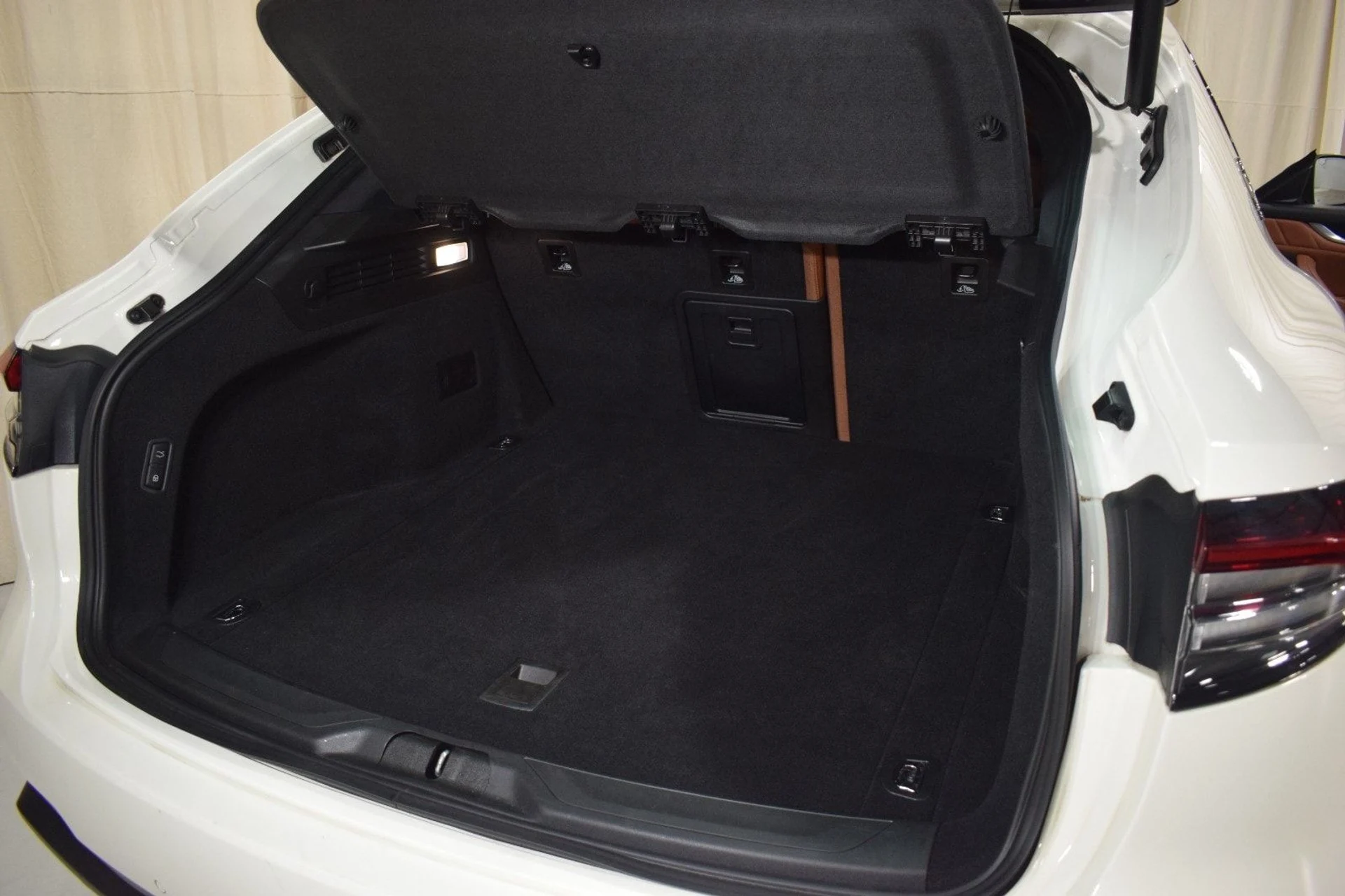 mph043_2305034714_8f7240fa206ef661d80c4baf323c233dx_db5634dc6a