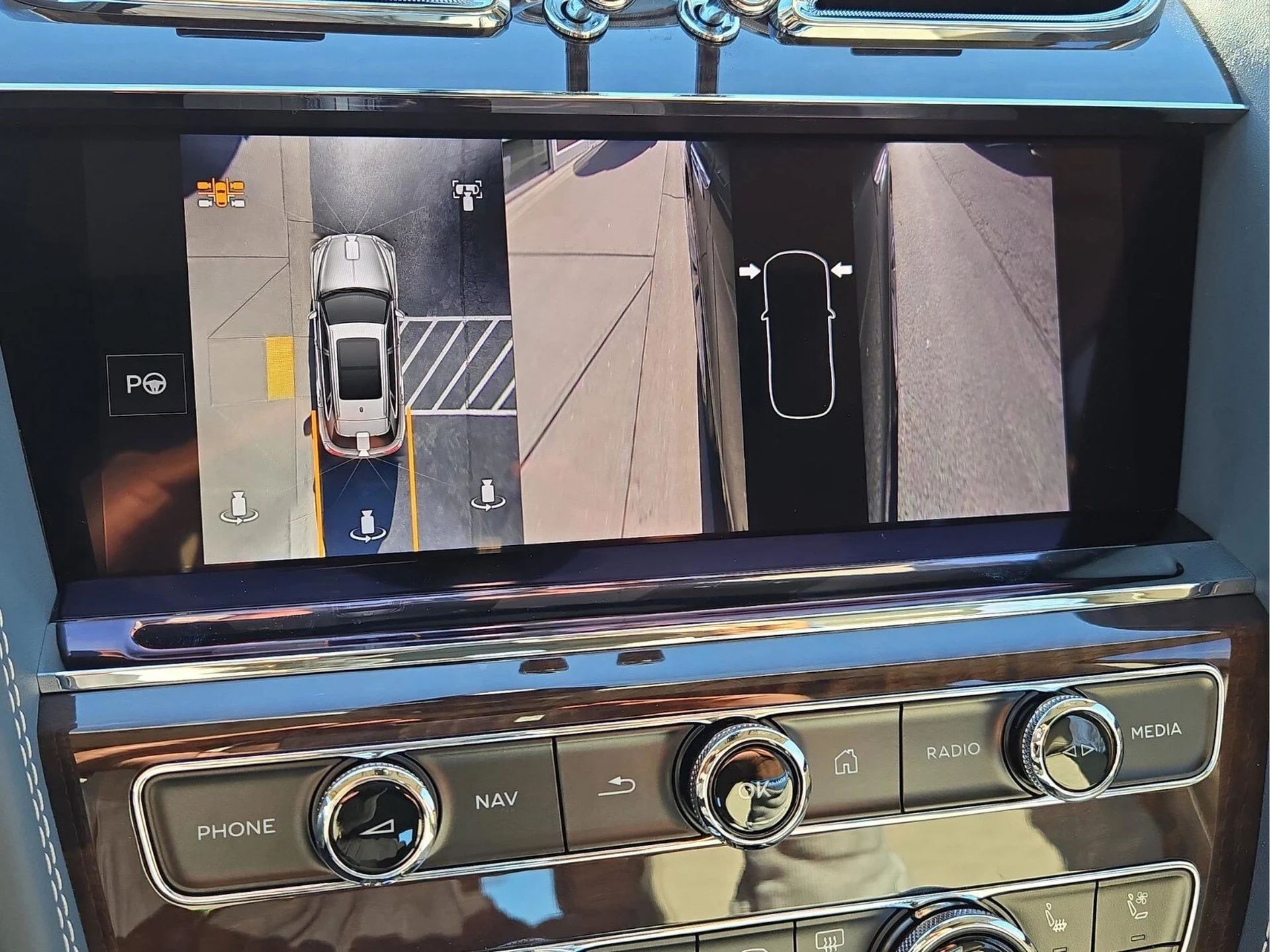 mph043_2305985101_41756d1a6d1a7c207651705a817dda5ax_ccebbbc2ec