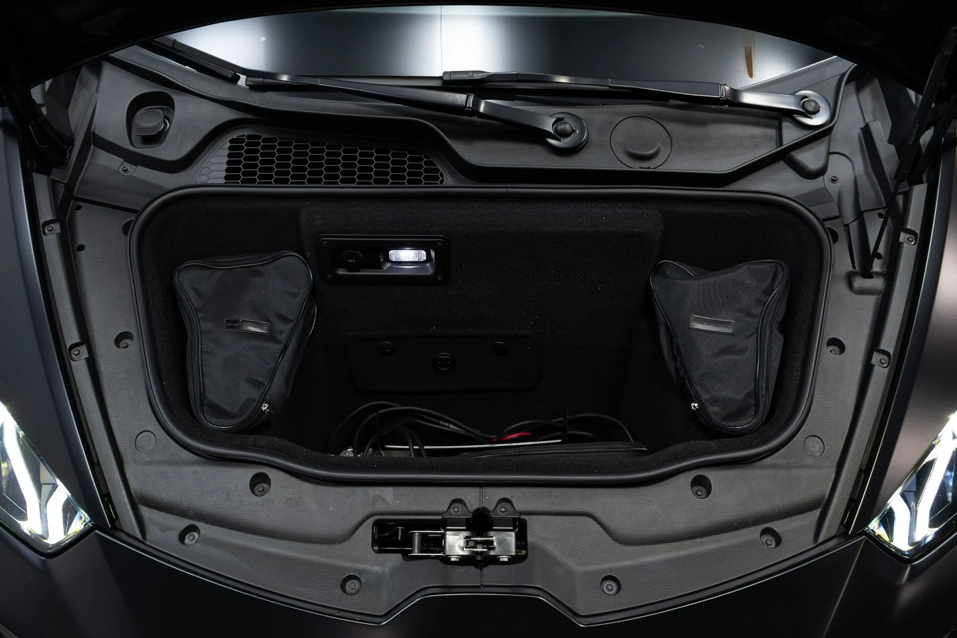 mph043_2307099721_Used_2021_Lamborghini_Huracan_EVO_1773475781_72336dcc4c