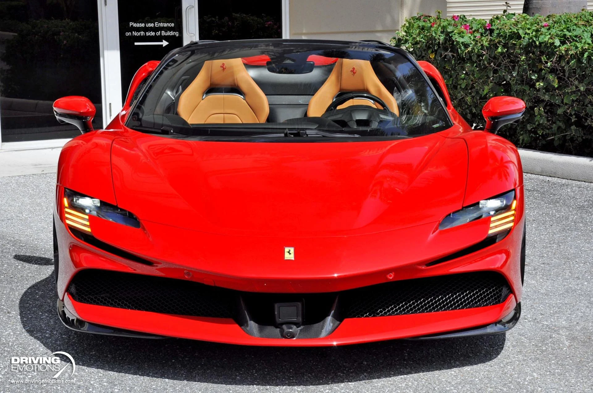 mph043_2316615430_860_p44_l_3fa61e808f