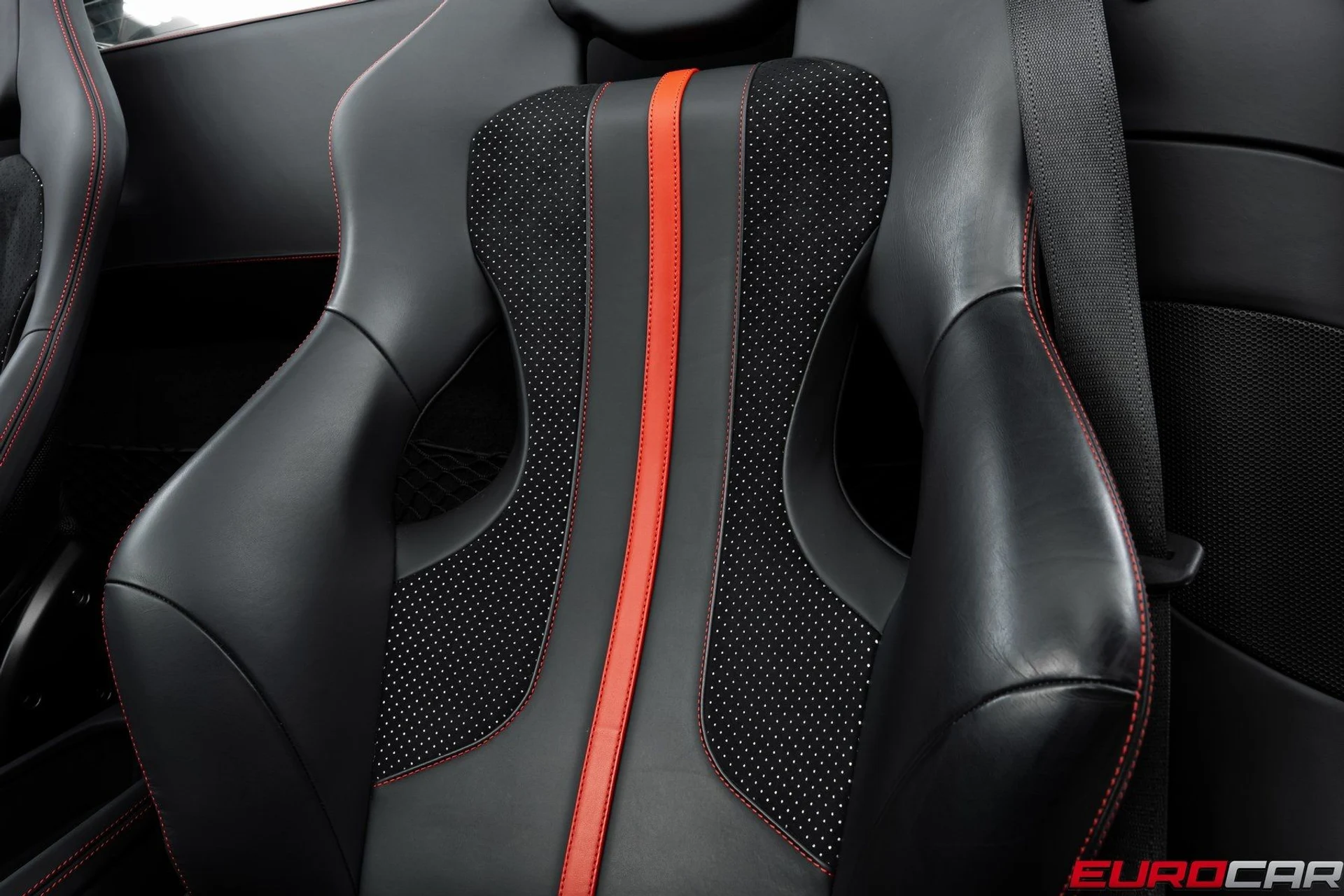 mph043_2331900918_image_44_1531ed932c