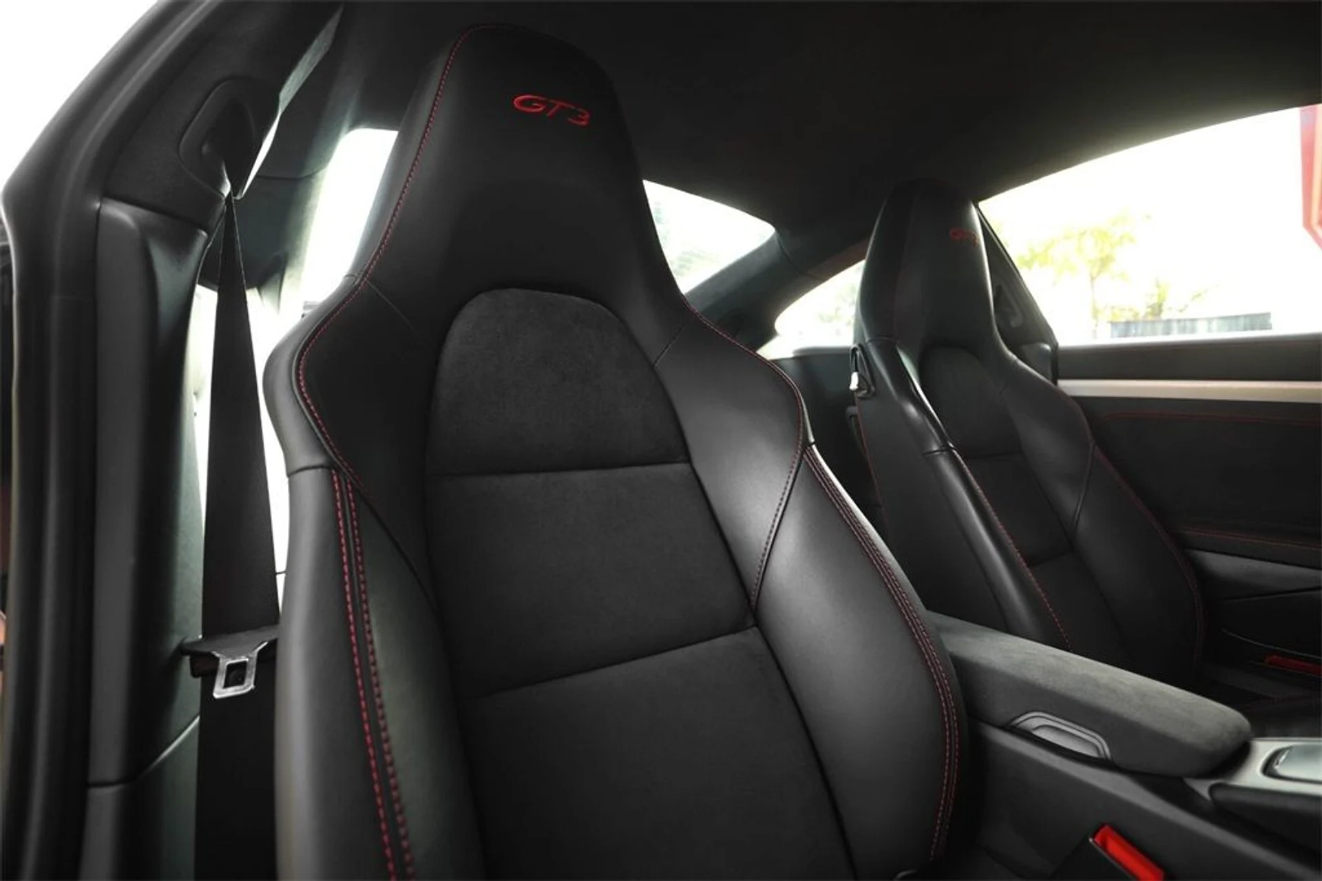 mph043_2344335488_35930053311f72a389122830d125a8e9_f7b5393c06