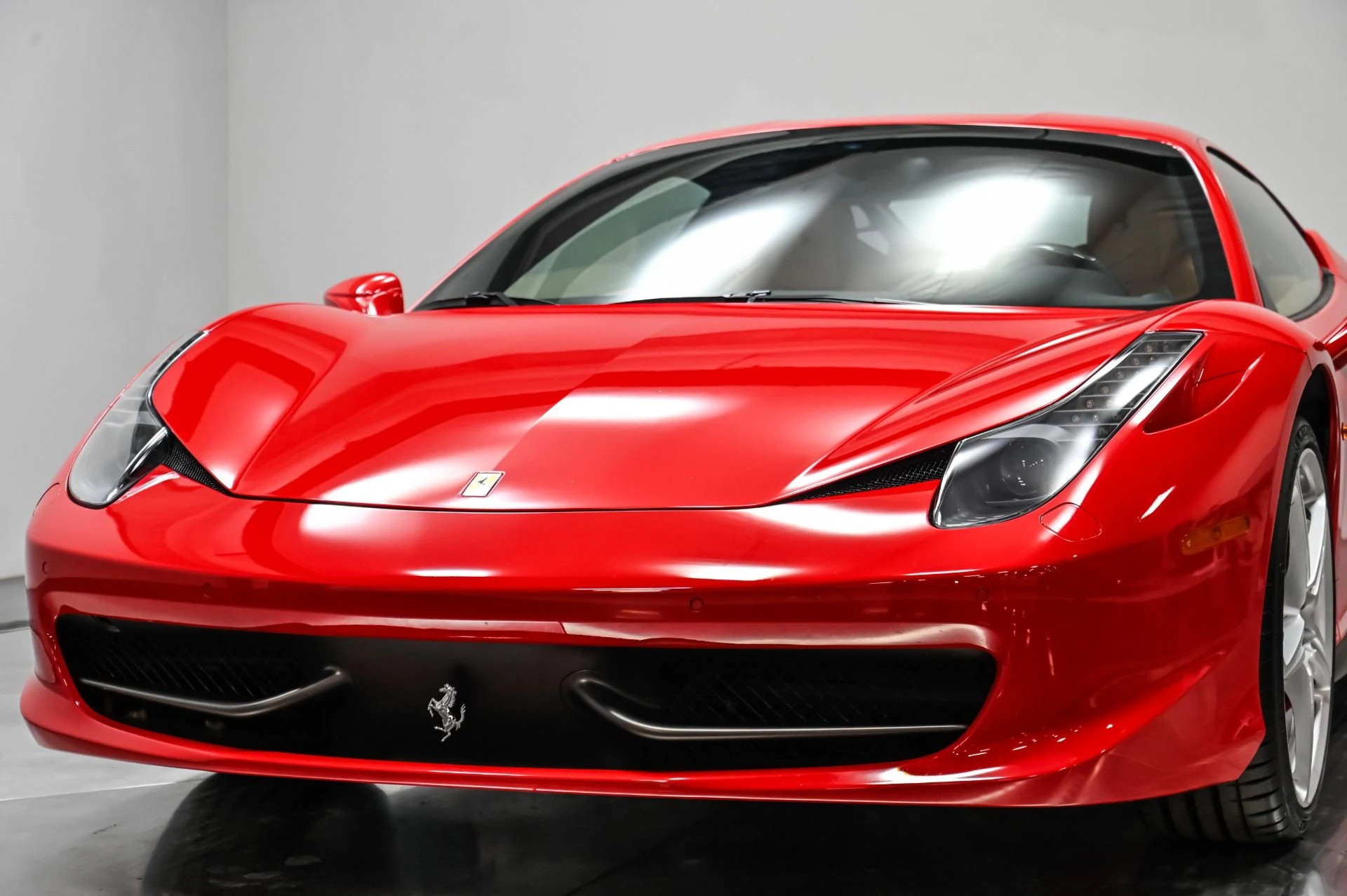 mph043_2345838479_Used_2013_Ferrari_458_Italia_1755017599_dd45644ffd