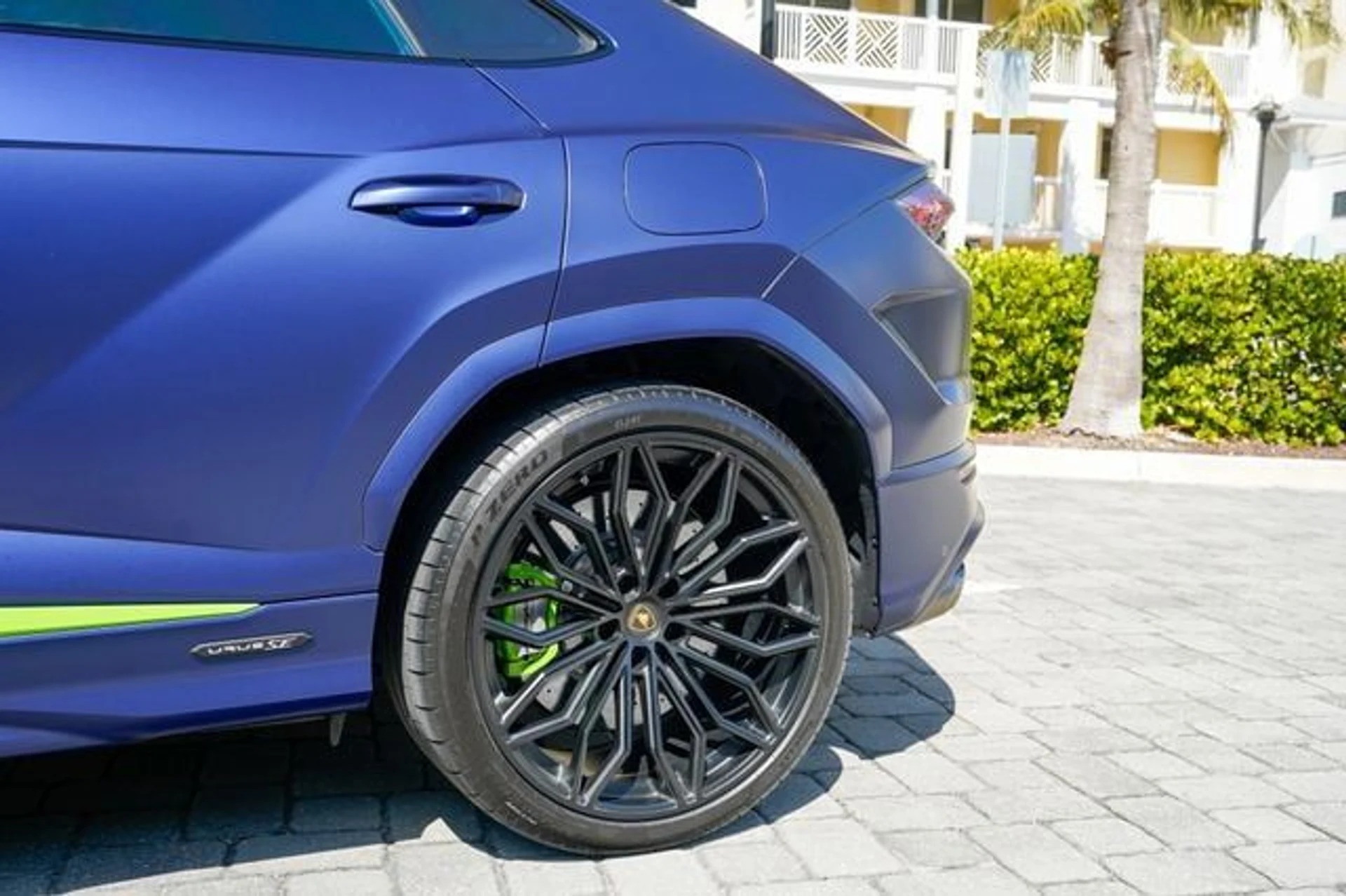 mph043_2351753546_22990108_44_296233c35f