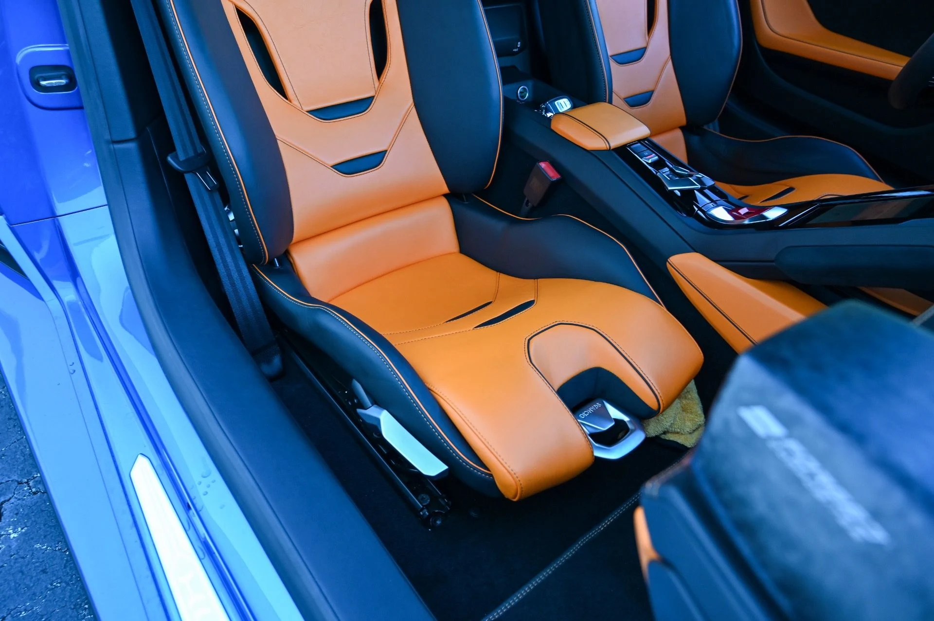 mph043_2352680916_Used_2020_Lamborghini_Huracan_EVO_1726853298_c743feb12b