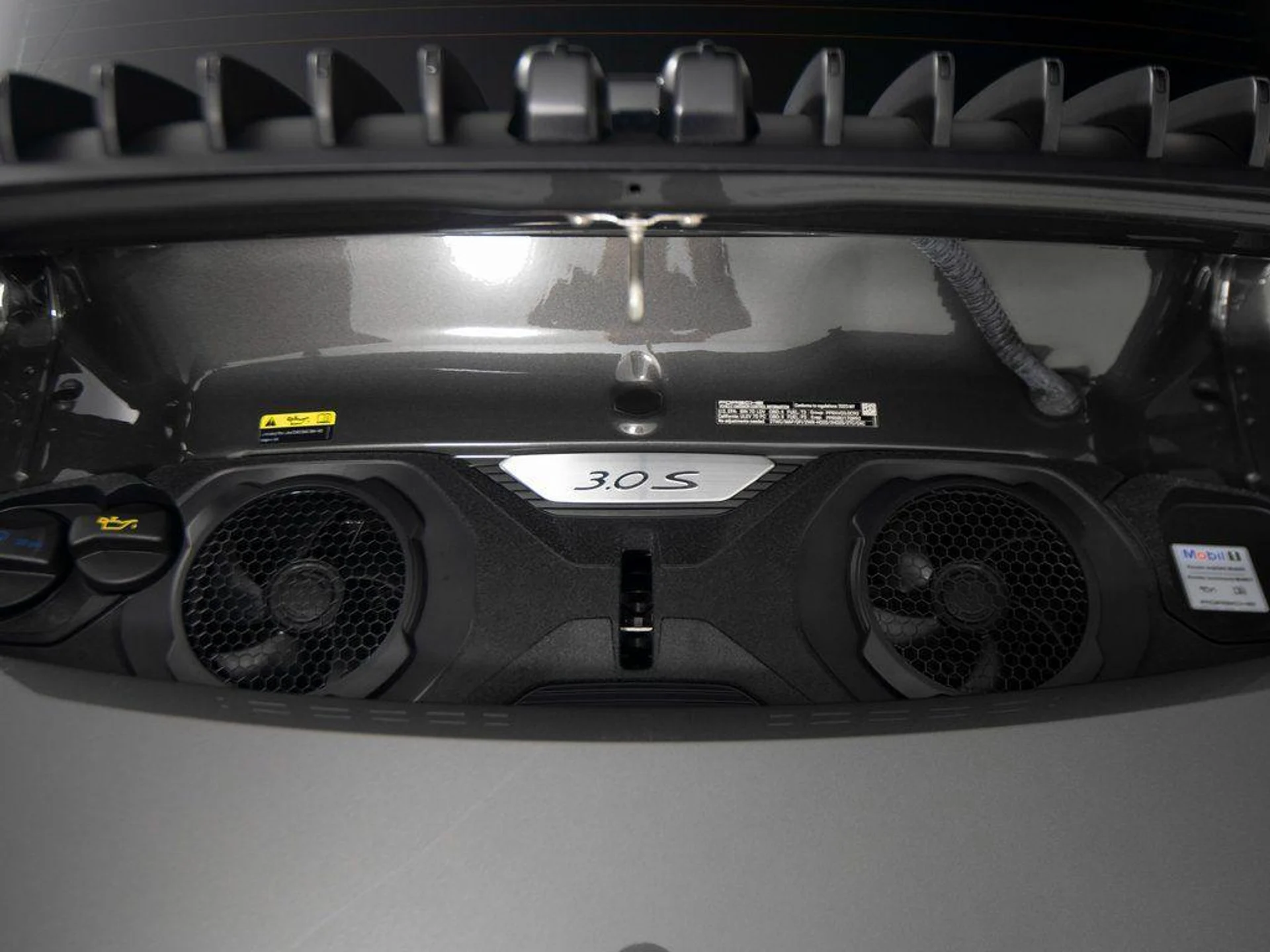 mph043_2353780519_Z75g_Rkqa7_yvr_P_Oa5rio_Ql_a_C6w_ce425cf617