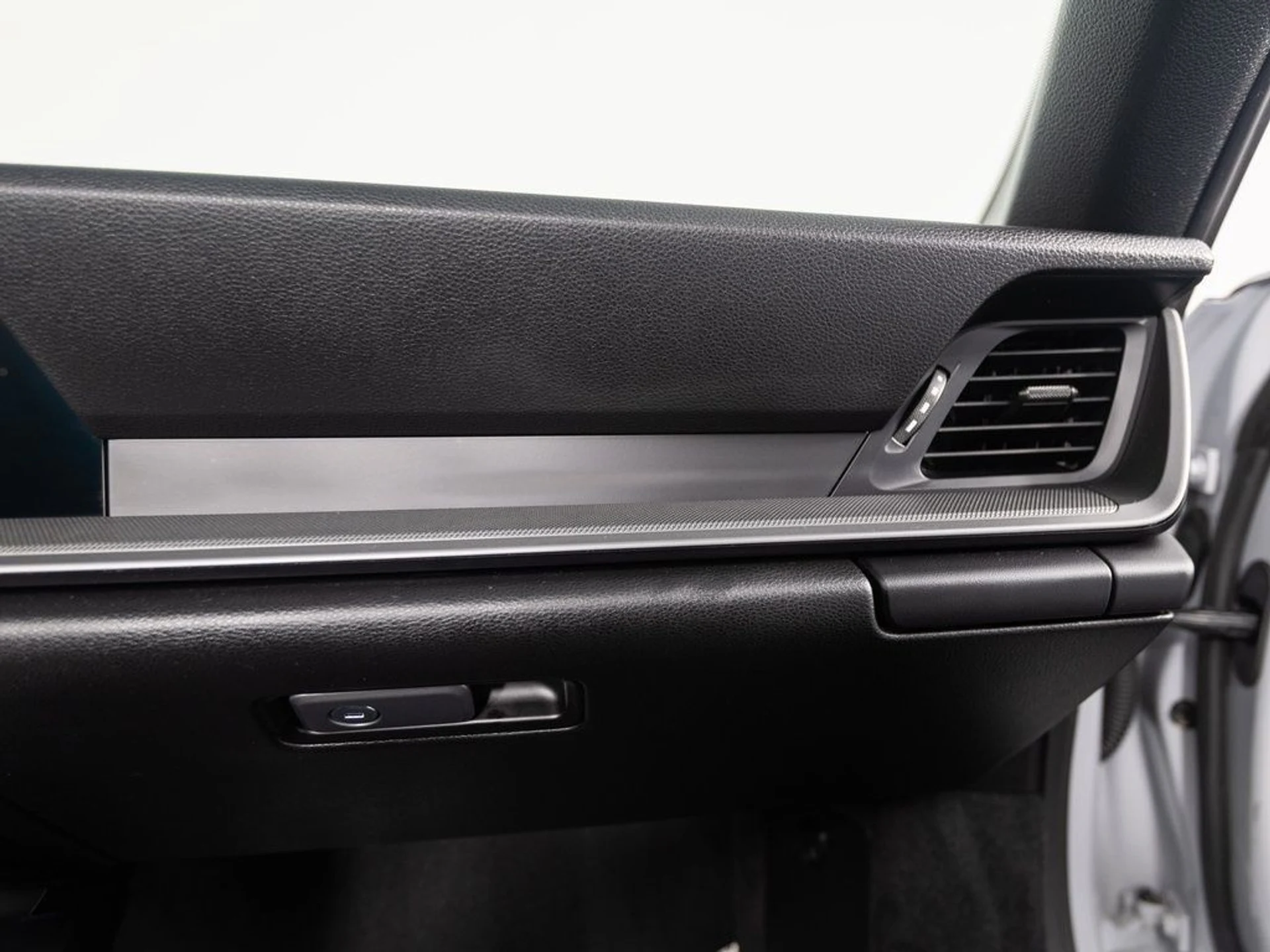 mph043_2357546366_0cf010a3fee272a64aec6608eed8049cx_74234d51dd