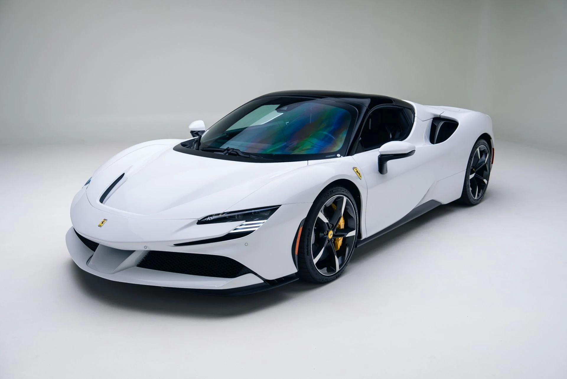 mph043_237386053_Used_2024_Ferrari_SF_90_Spider_1764978656_807fef211c