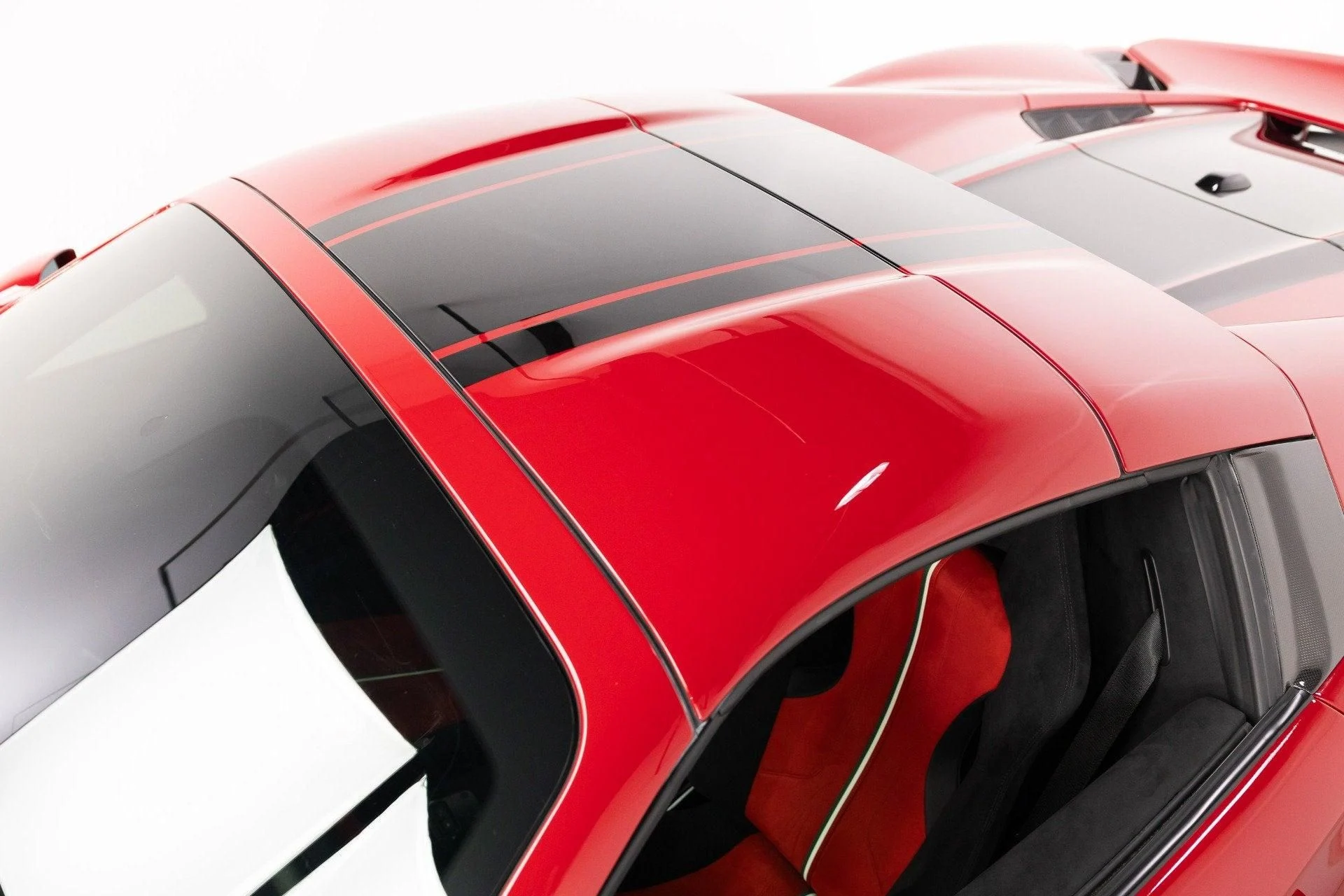 mph043_2377018636_Used_2020_Ferrari_488_Pista_Spider_1786793396_a2272a61ff