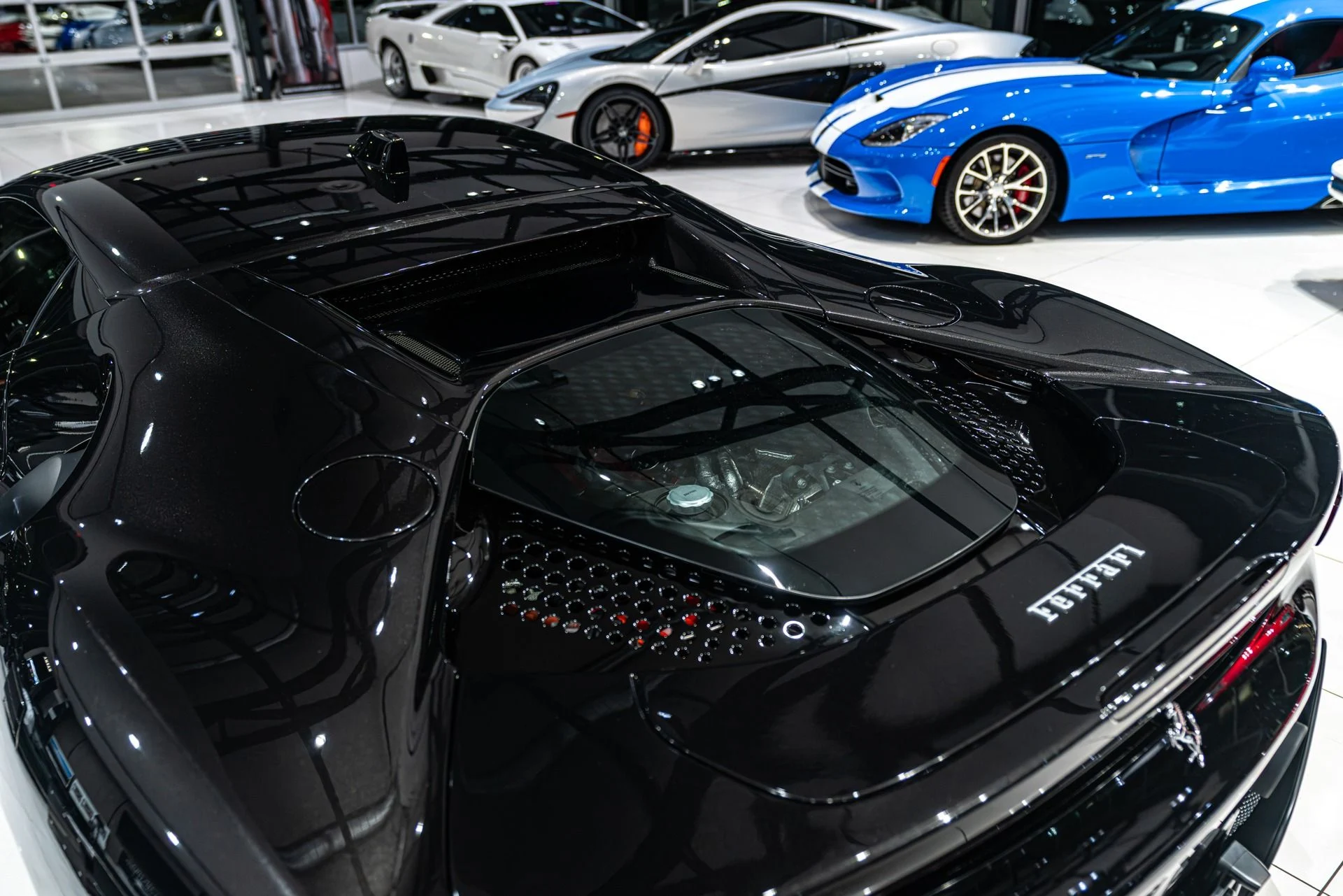 mph043_2377558793_12977_p44_l_7770848f99