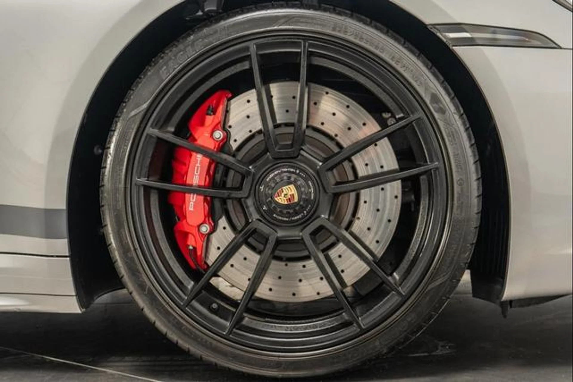 mph043_2379575097_yn_R_Ocr_L_Pg_A5_AWA_Rd_EHFS_Dcpr_HQ_d5eb0a1115