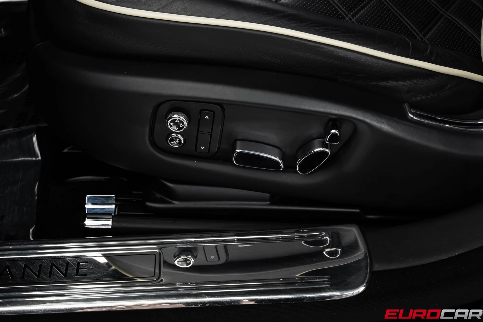 mph043_2387759569_4533eca6_a0e6_422c_add6_91fdd68dc8e3_8ad38271fa