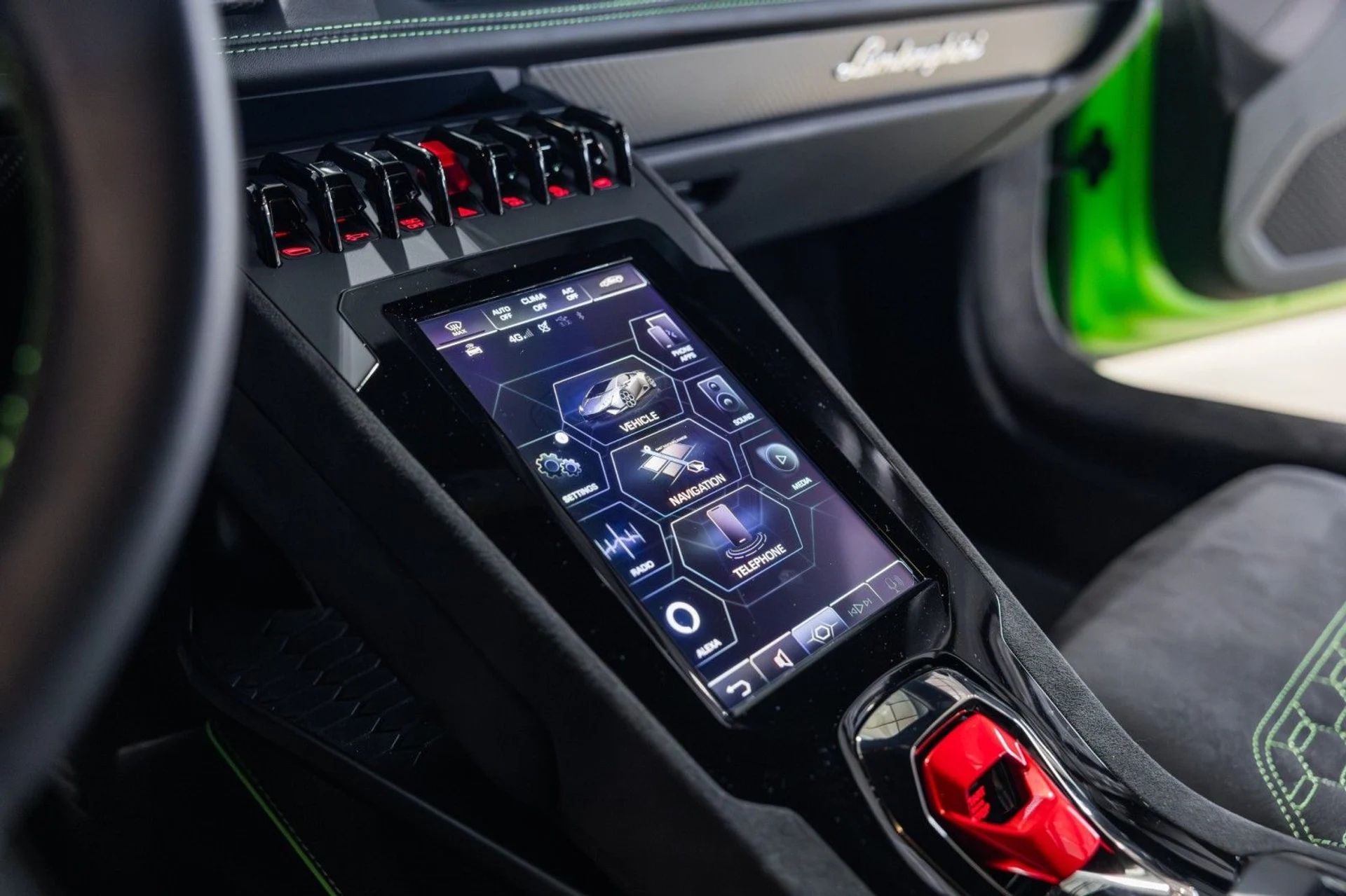 mph043_2389396694_xg_0b10429b44