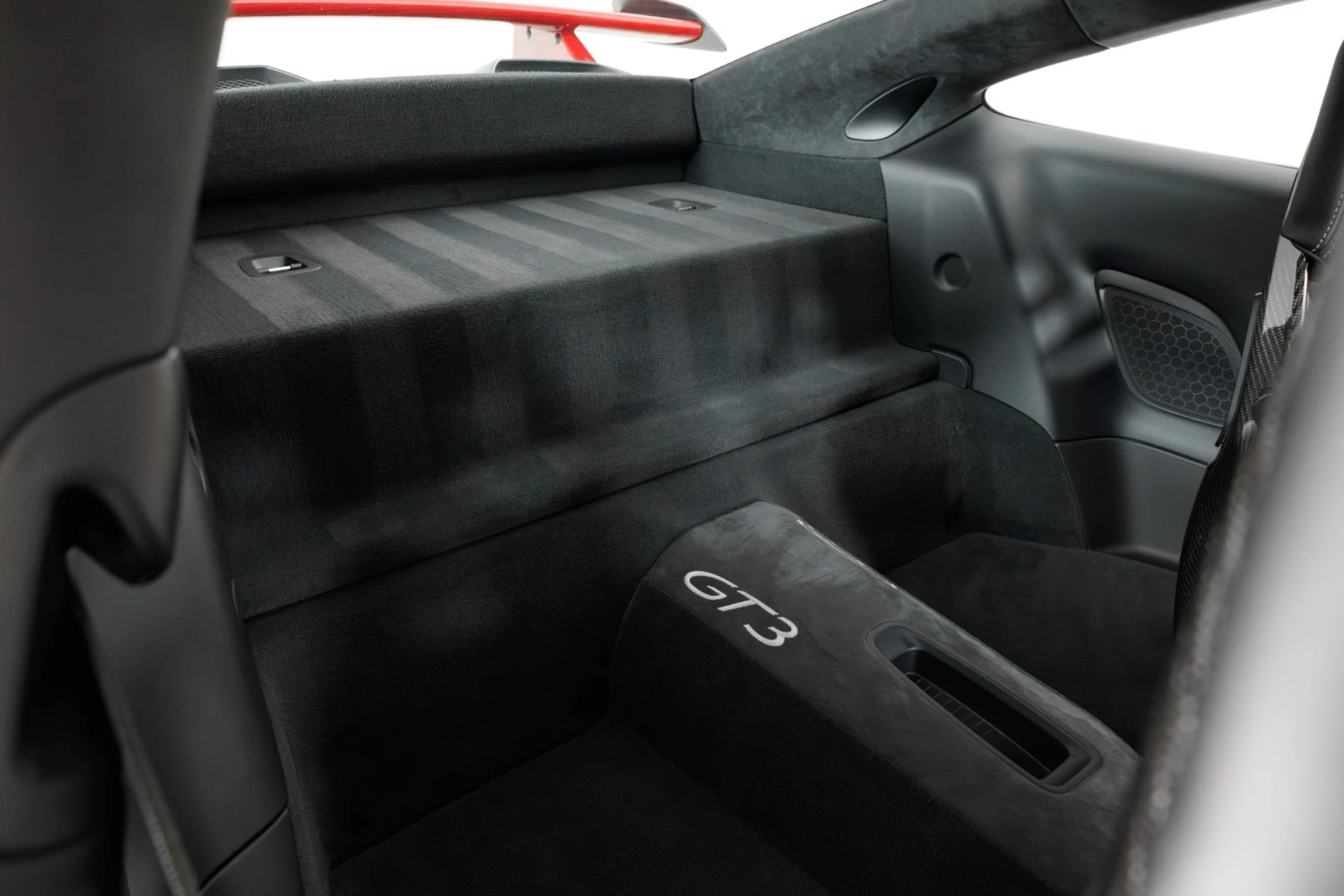 mph043_2393424786_Used_2018_Porsche_911_GT_3_1781113321_0432e2f31e