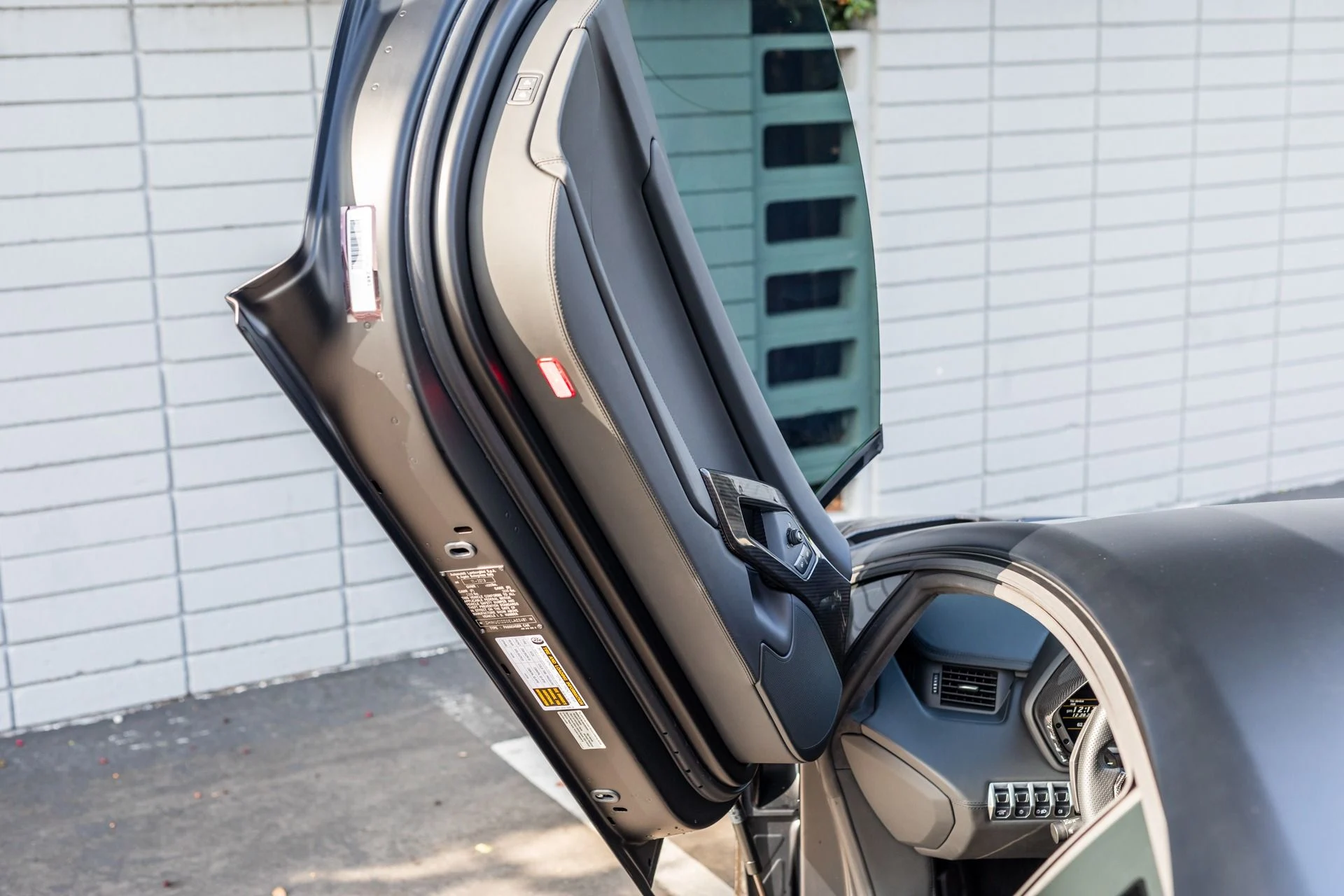 mph043_2409050521_Used_2014_Lamborghini_Aventador_LP_700_4_1776699950_aa96039368