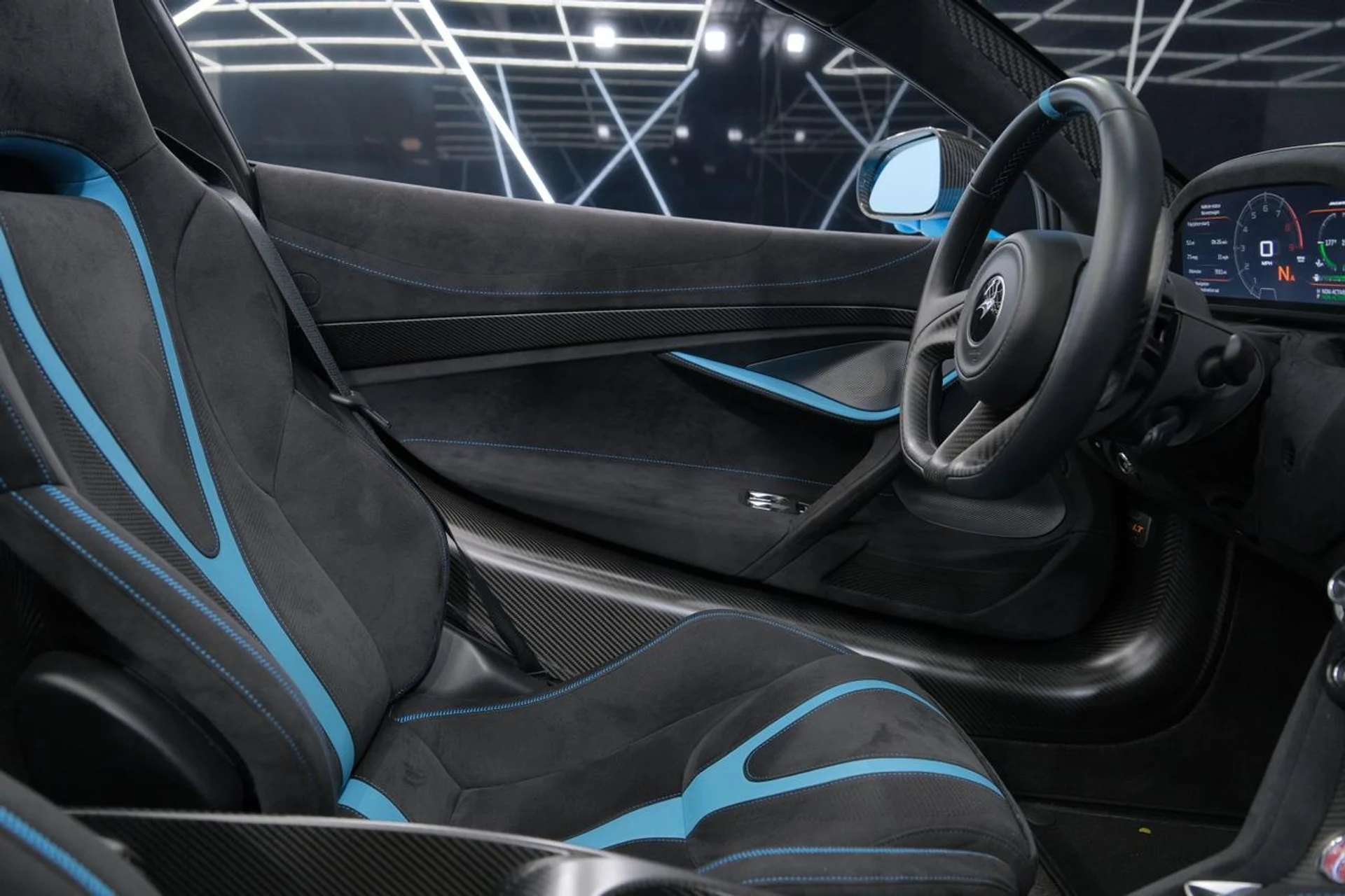 mph043_2422263746_c1bfe654178fea1216d81841aa4feb80_e327e3ab76