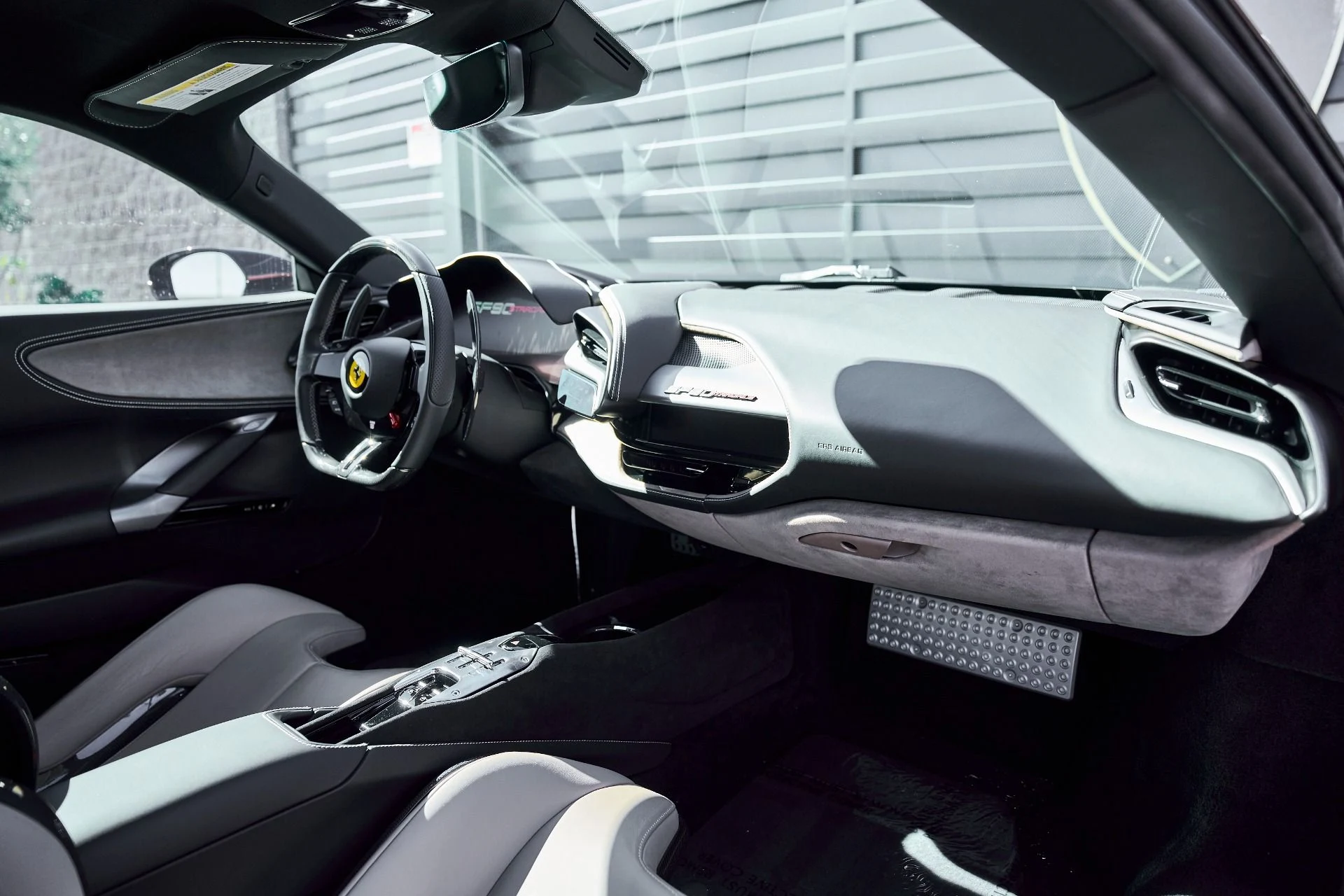 mph043_2426182061_Used_2023_Ferrari_SF_90_Stradale_Base_1771034657_4e388b169e