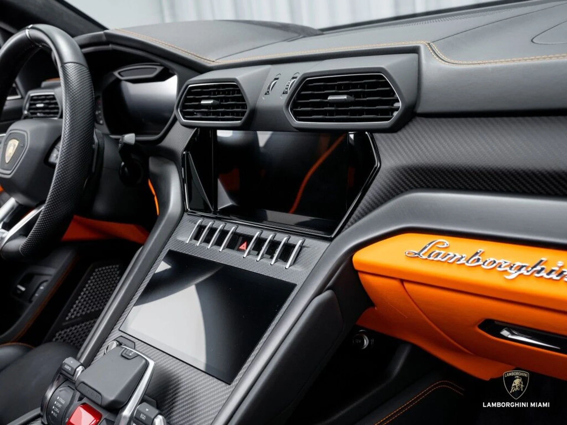 mph043_2443208462_cd2975e0a60115ca8d447592712c720f_dc26c0c1d9