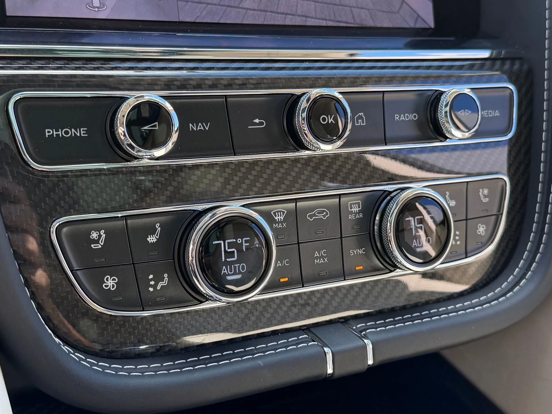 mph043_2461542408_b03587db3c344ba385dba85427d4a585_01595c62ce