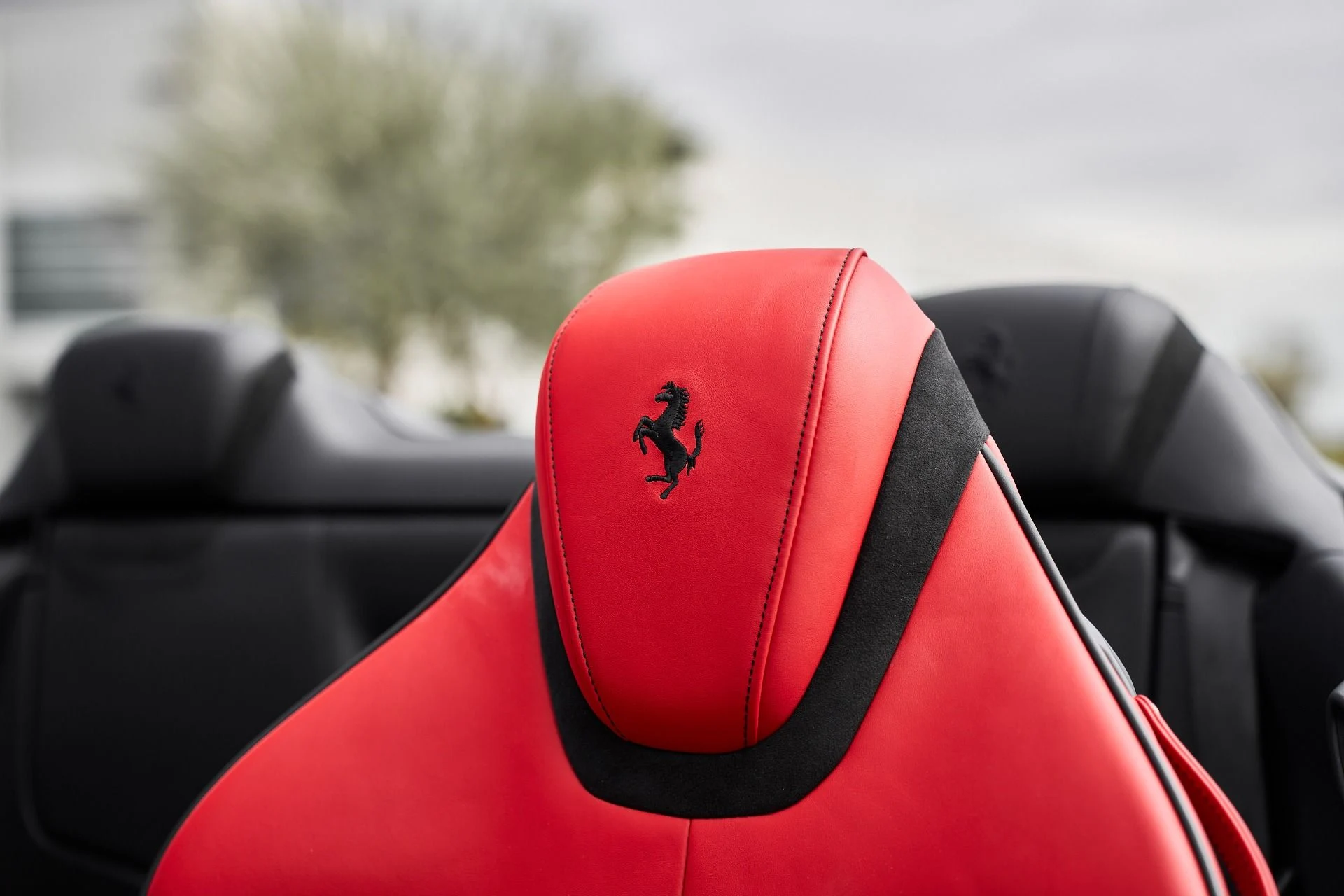 mph043_2472428958_Used_2024_Ferrari_Roma_Base_1763170098_45f35da9ca