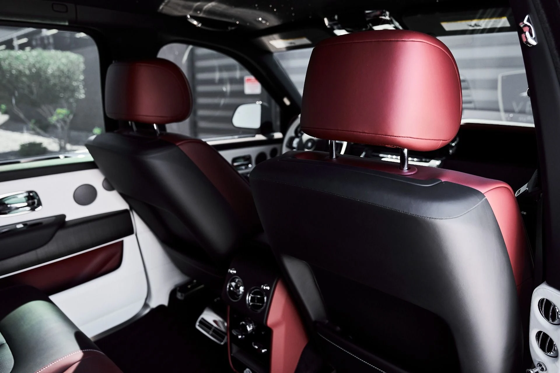 mph043_2487856158_Used_2026_Rolls_Royce_Cullinan_1774544525_5cf81df9c4