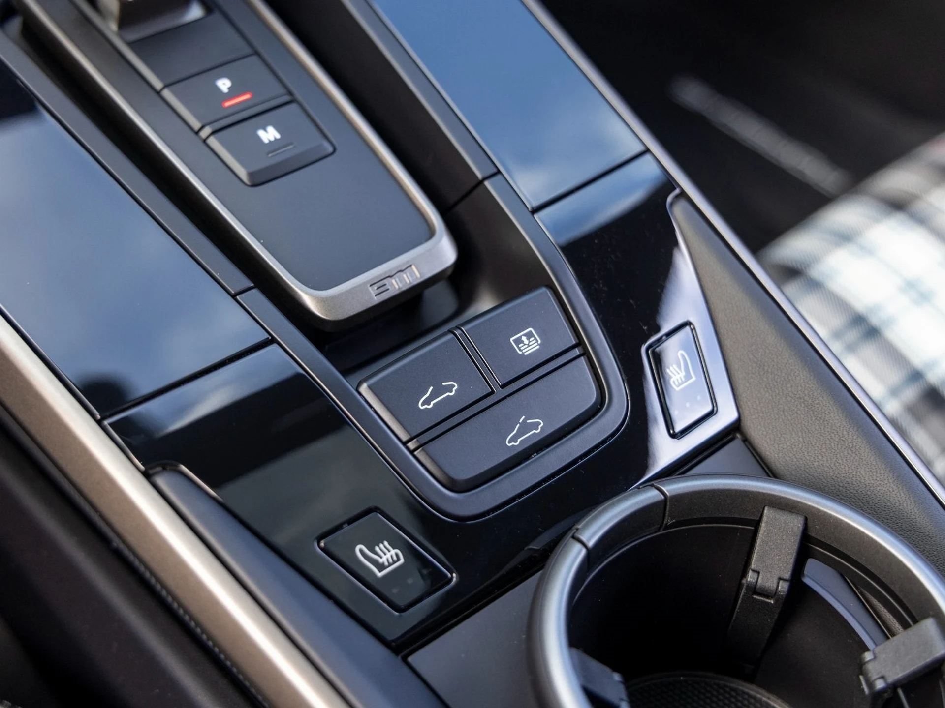 mph043_2497273675_44_a726e40b5d