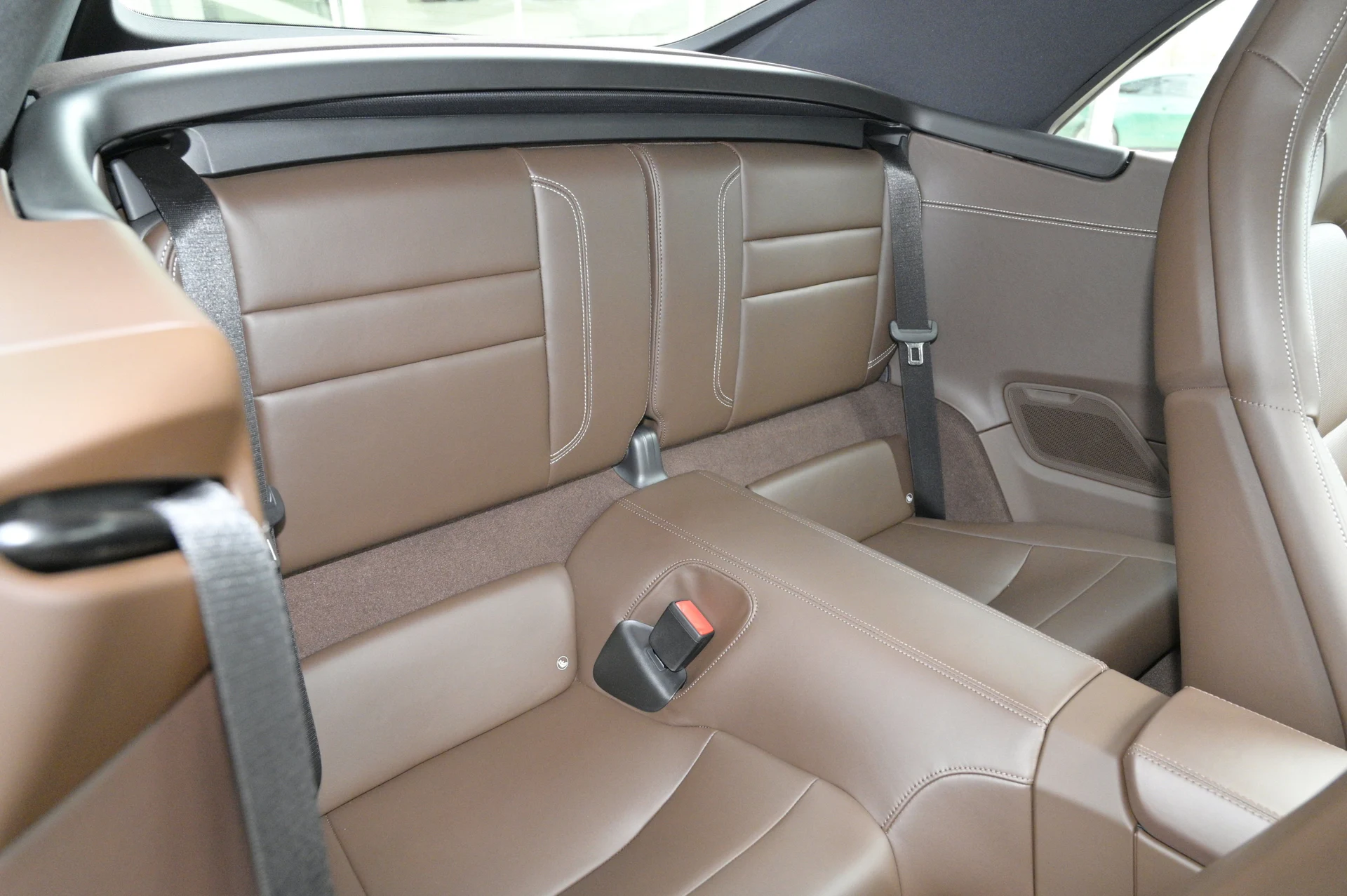 mph043_250702572_c578adfb439b4f67aaeaa2eb6787cf3f_070b64d403