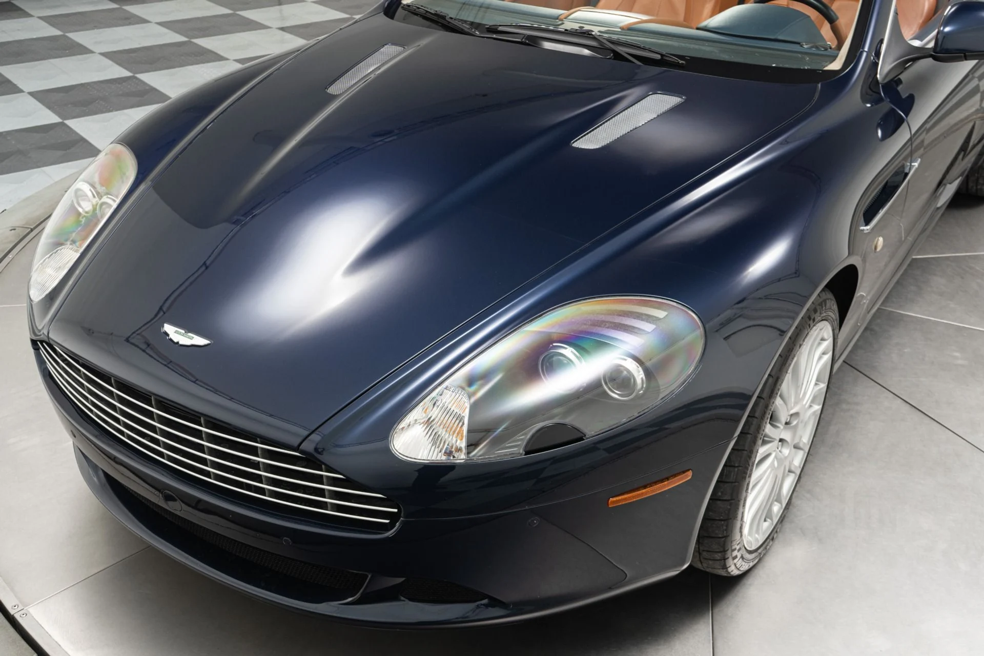 mph043_2522656439_Used_2011_Aston_Martin_DB_9_Volante_Two_Tone_Interior_V12_Power_1780003094_8fb8f01a85