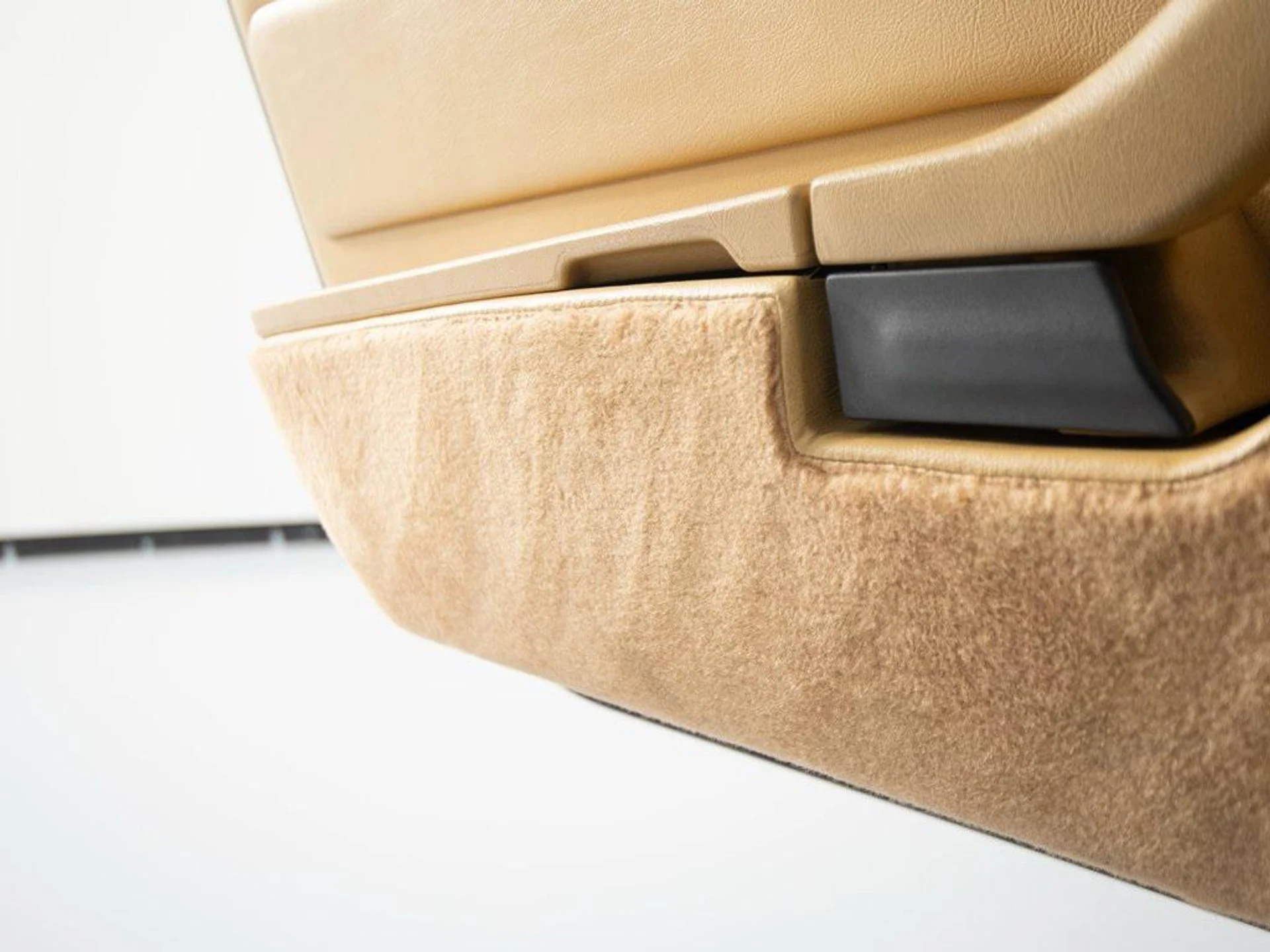 mph043_2527625802_7_I9_S_Ds_Rg_K_q_P_Hz_May_Nb_Xc03_7_CU_ed0ff3aaf7