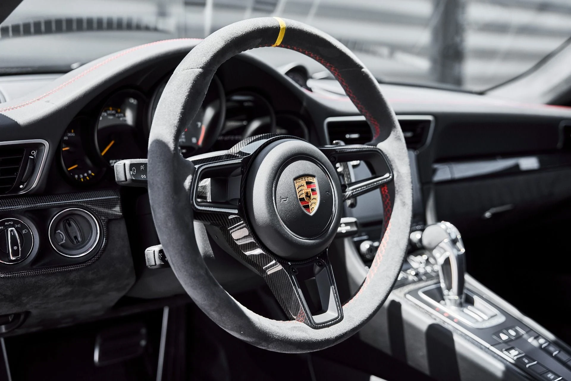 mph043_2537858615_Used_2018_Porsche_911_GT_2_RS_1778880956_798d5b89c8